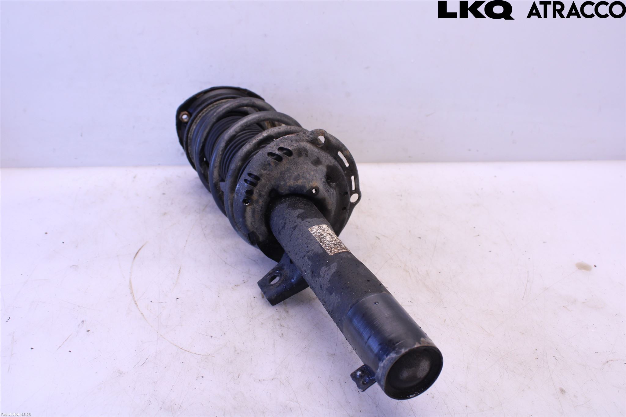 Volkswagen VW PASSAT 20-24 Fjäderben Fram Höger