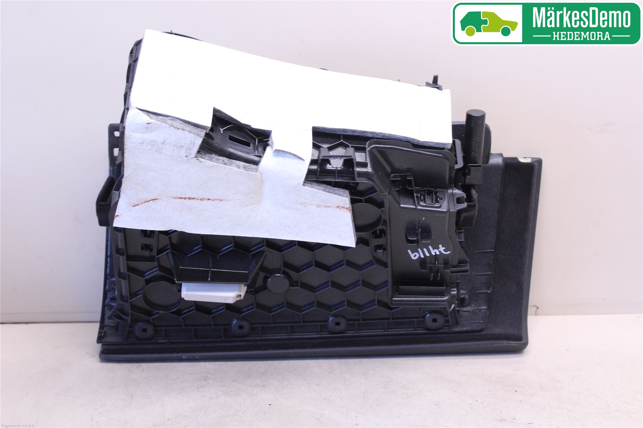 BMW 3 F30/F31/F80 12-19 Handskfack