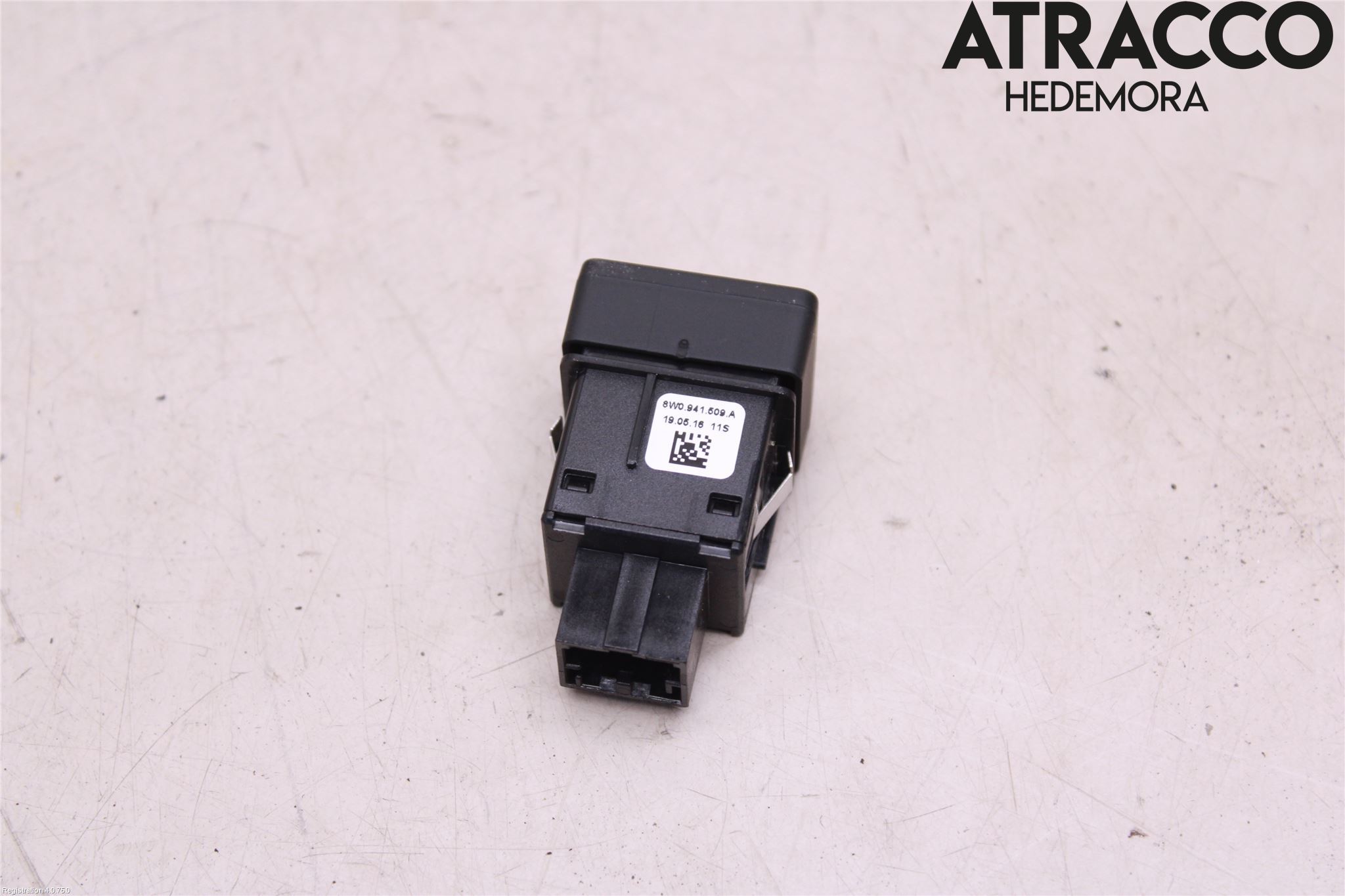 Audi A4/S4 B9 16-19 Strömställare Varnings