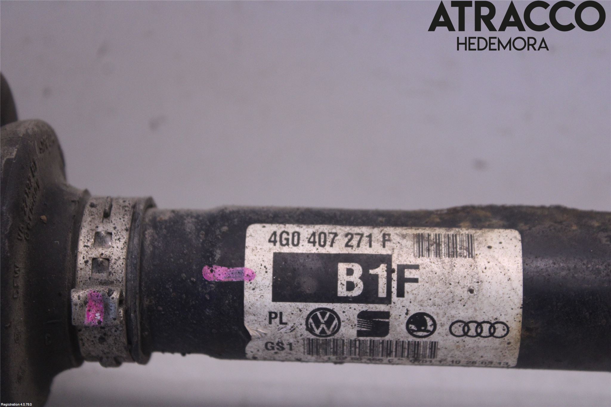 Audi Q5 09-16 Drivaxel Fram Vänster