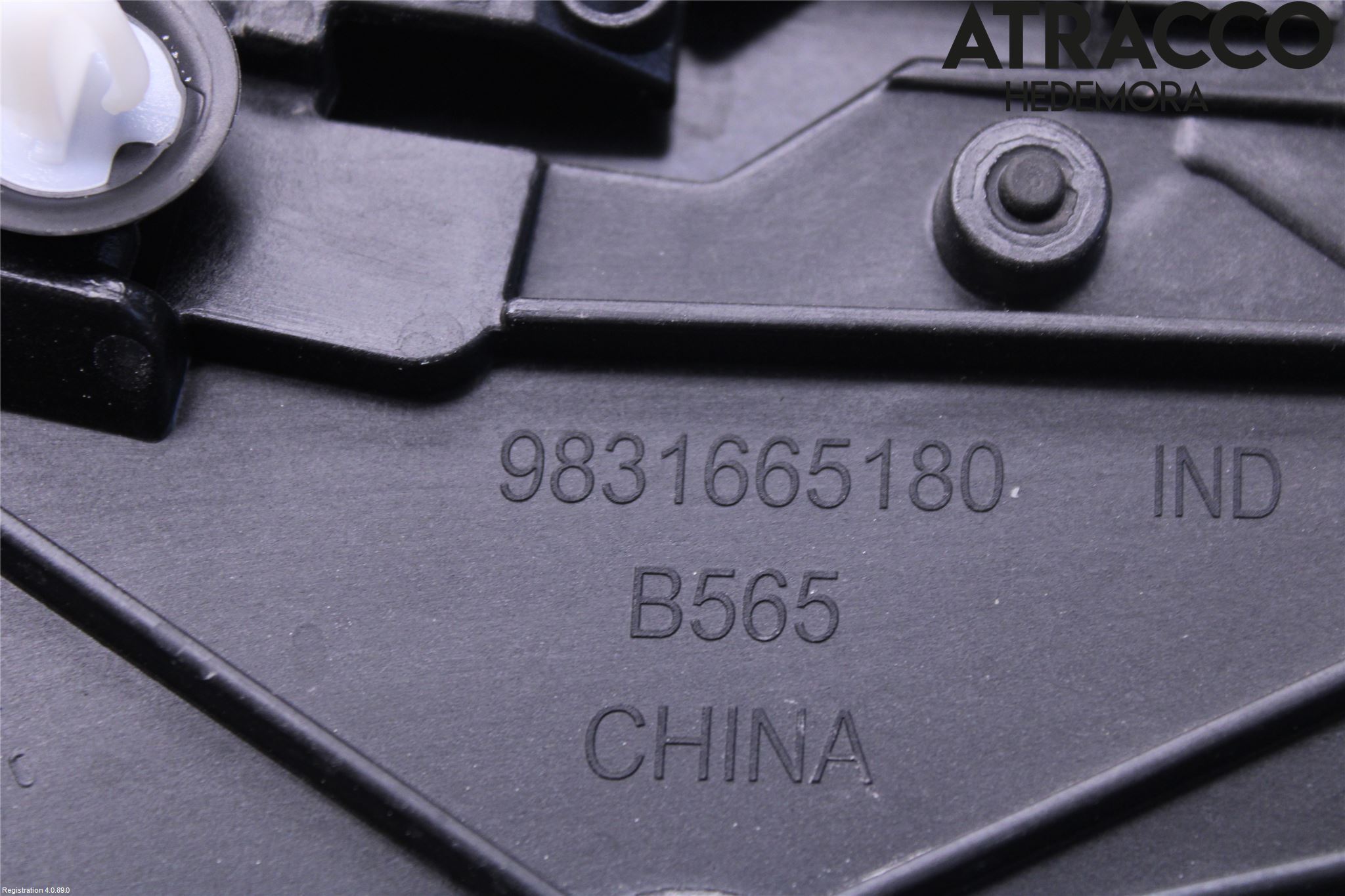 Peugeot 2008/E-2008 20- List Hö