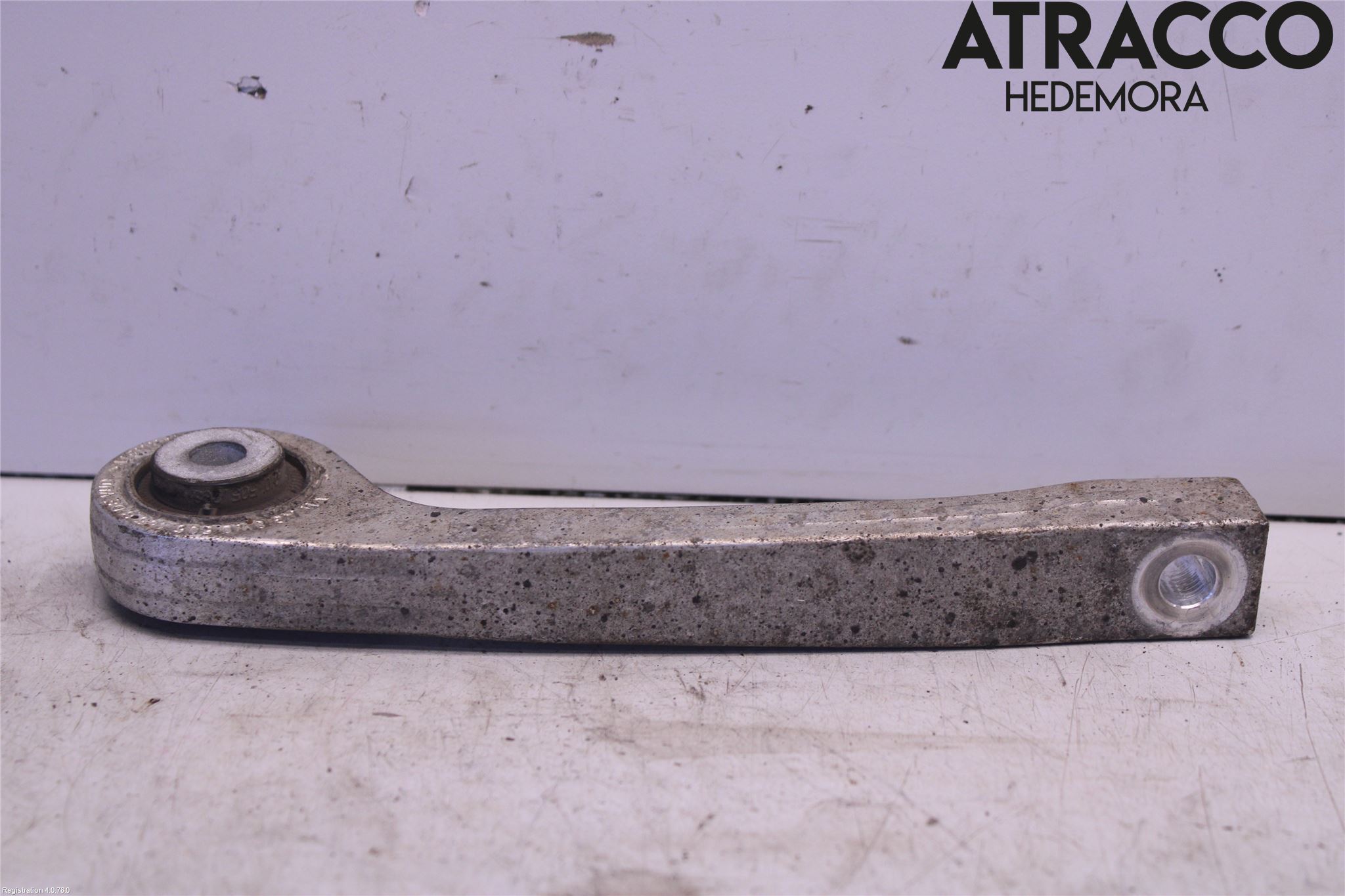 Audi A4/S4 B9 16-19 Krängningshämmarstag Bak