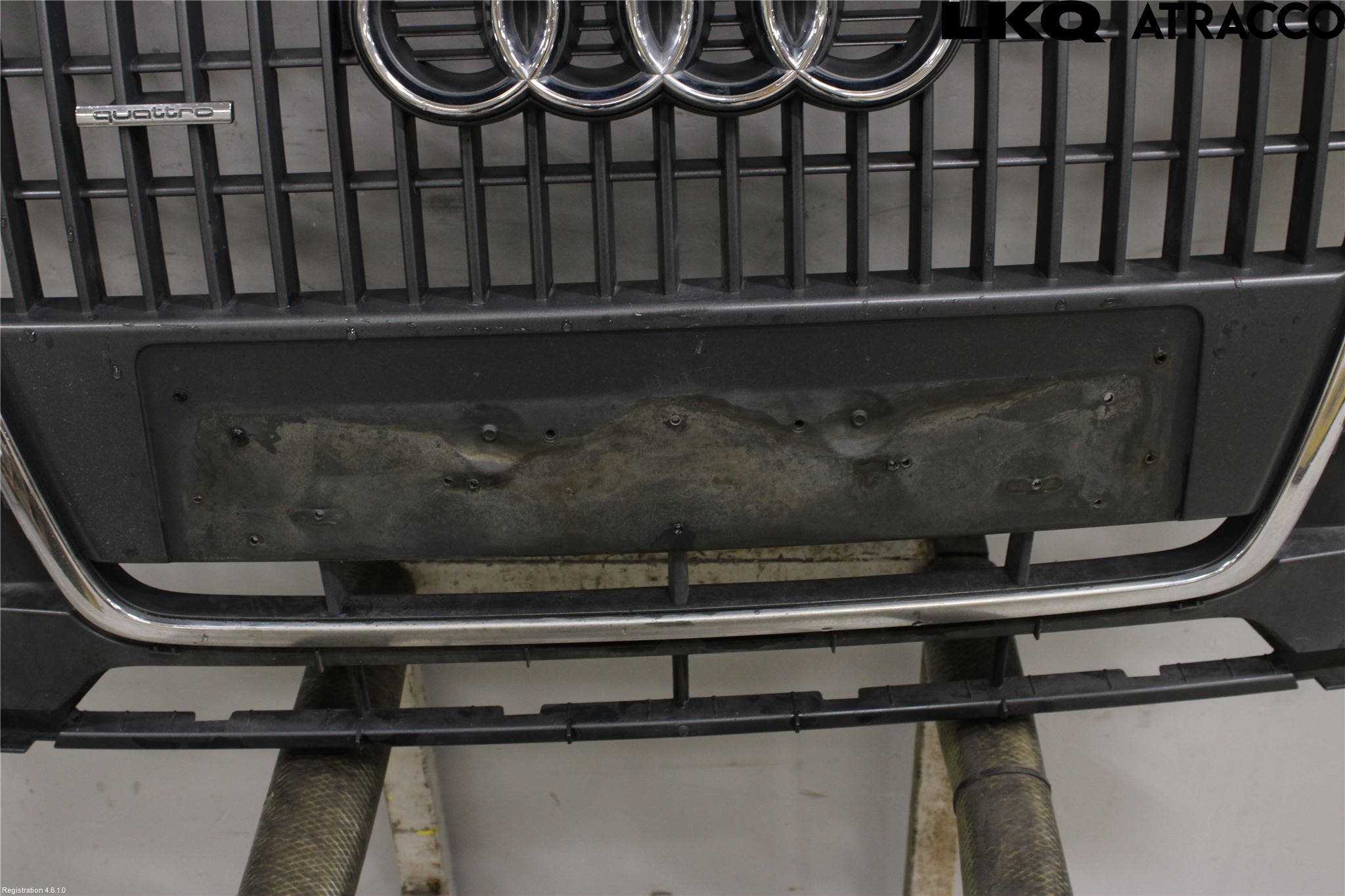 Audi Q5 09-16 Grill Komp