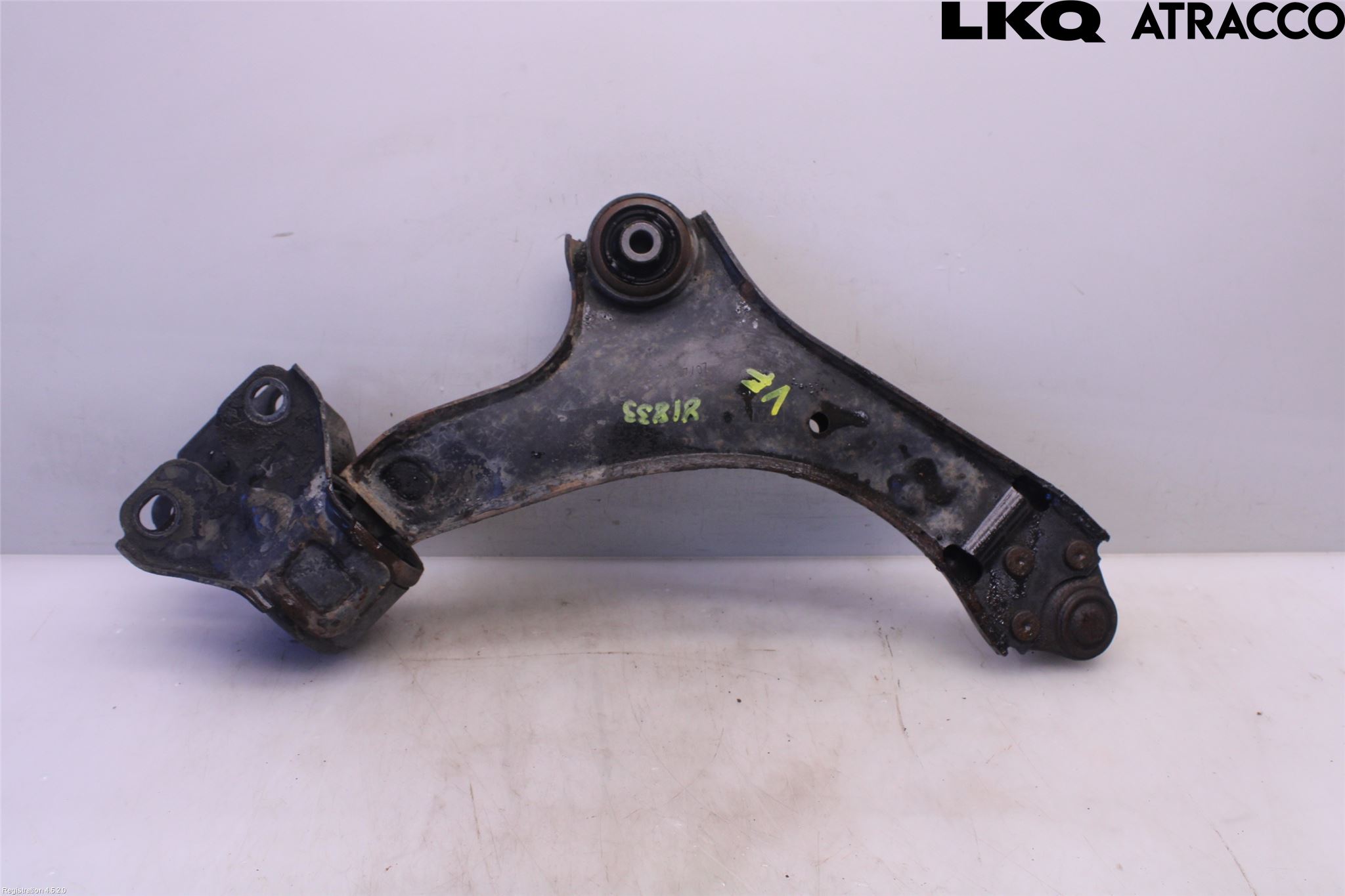 Volvo S80 07-13 Bärarm Fram Undre Vä