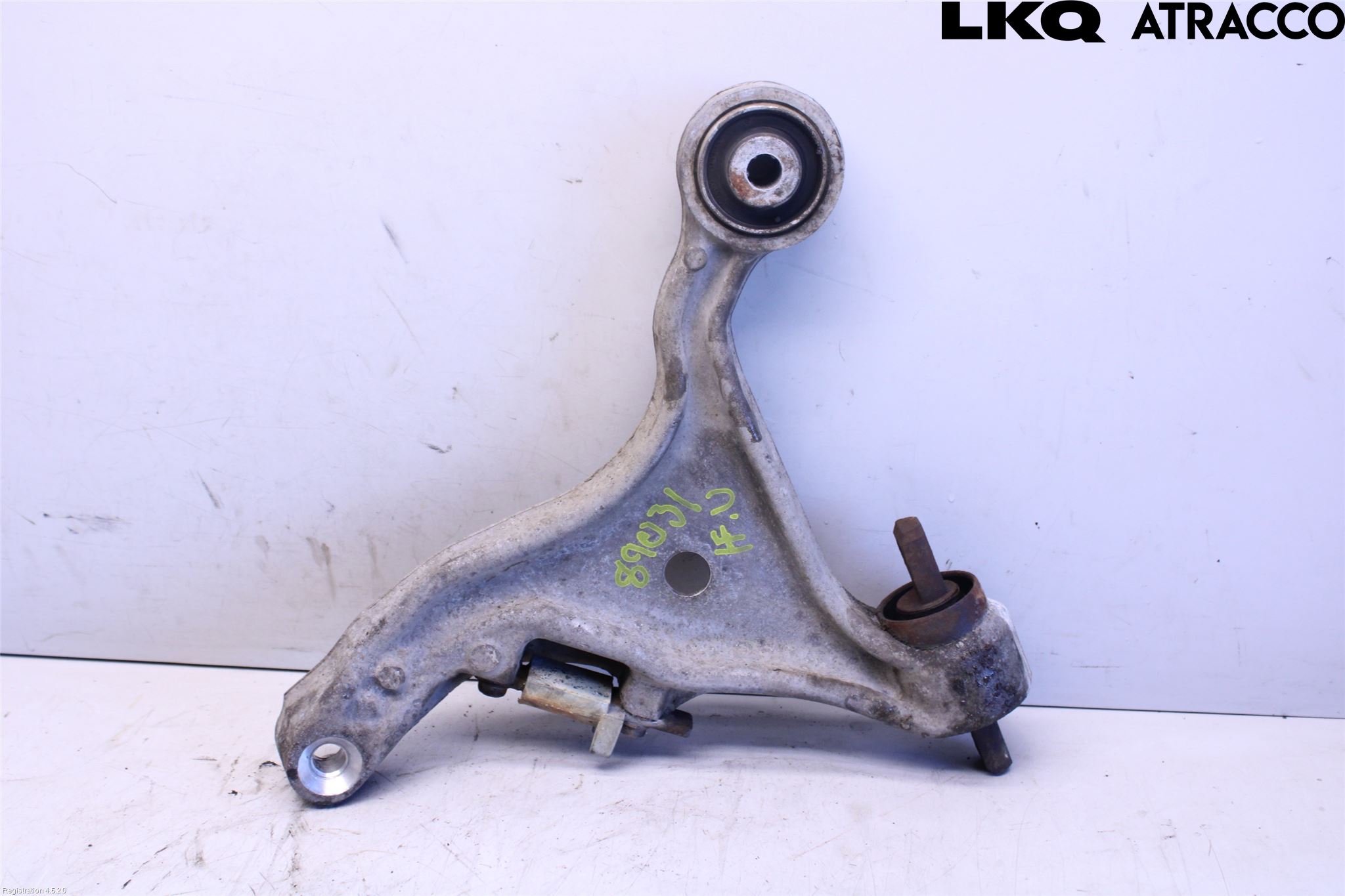 Volvo S60 01-04 Bärarm Fram Undre Hö