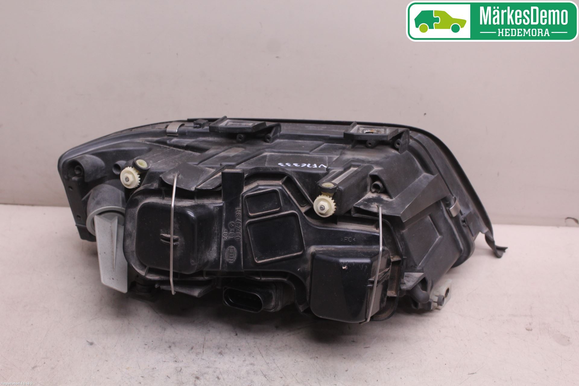 Audi A6/S6     97-05 Strålkastare Vänster