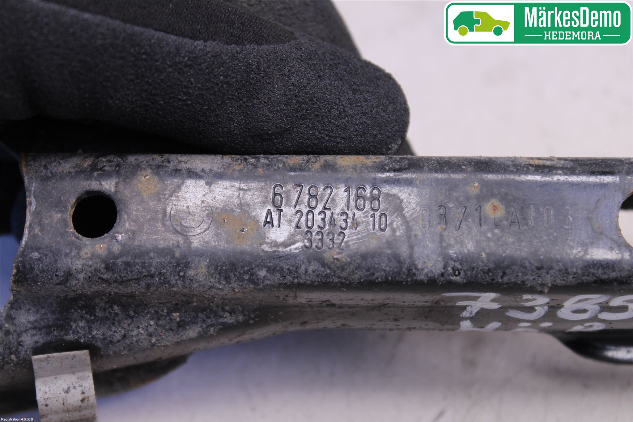 BMW X1 E84 10-15 Bärarm Bak Övre Höger