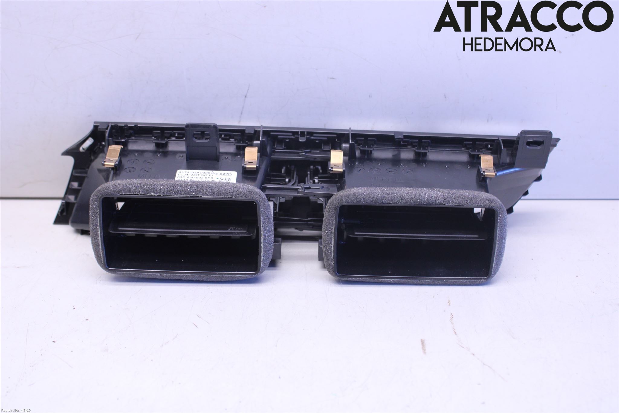 Audi Q3 F3 19- Defrosterkanal-Munstycke