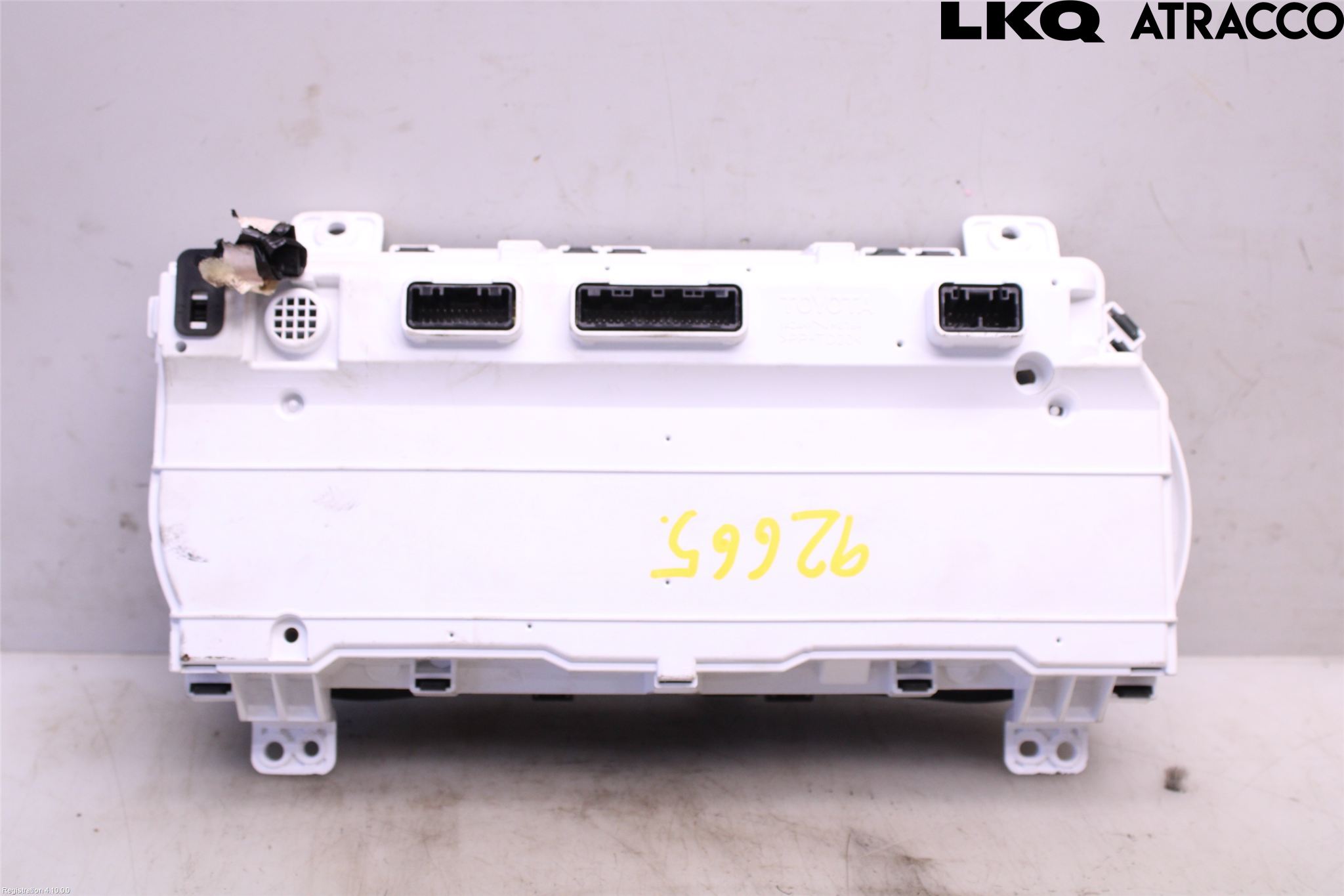 Toyota HILUX 16- Instrument Komb