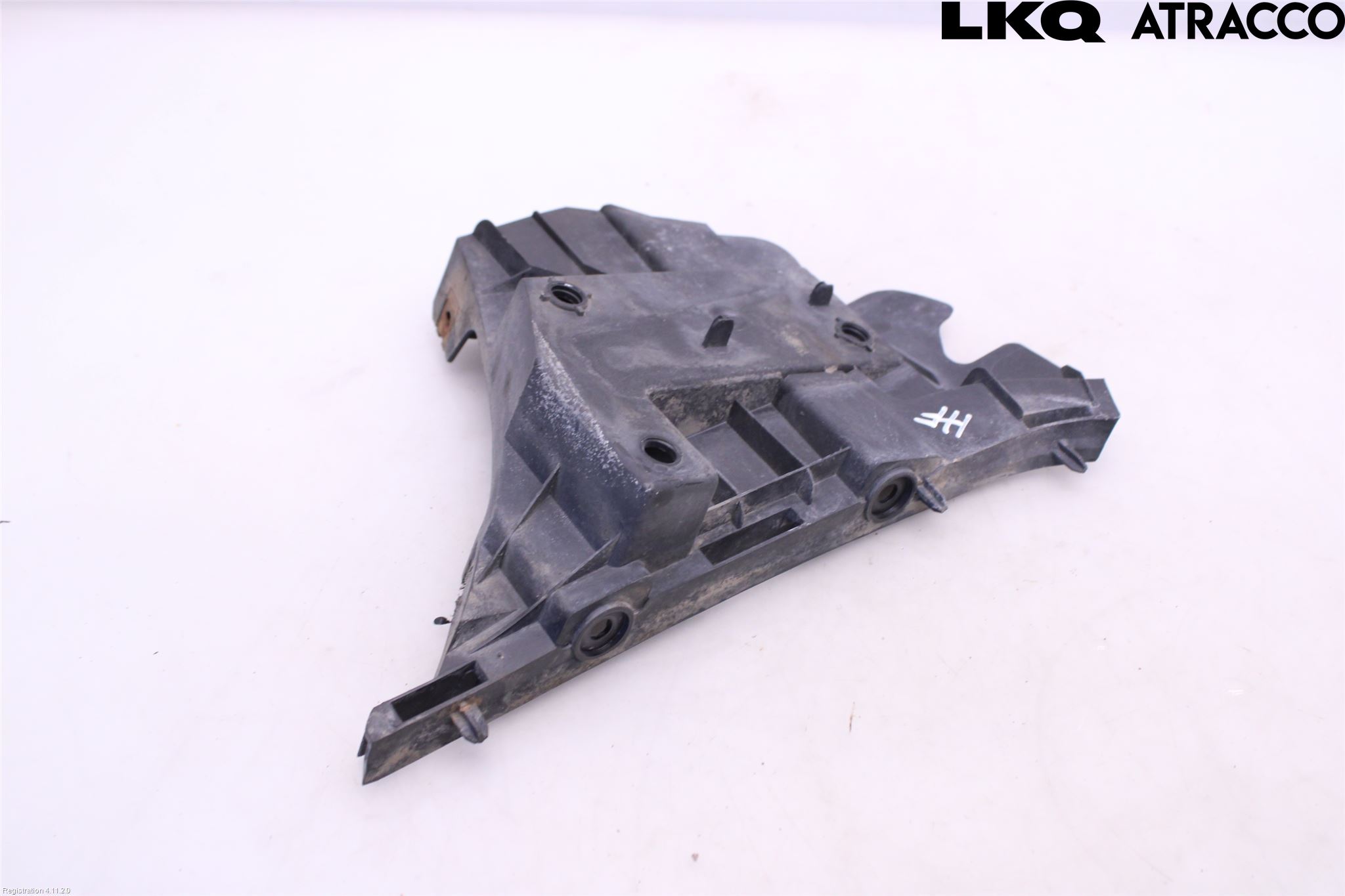 Volvo V70 08-13 Stötfångarfäste Fram Hö