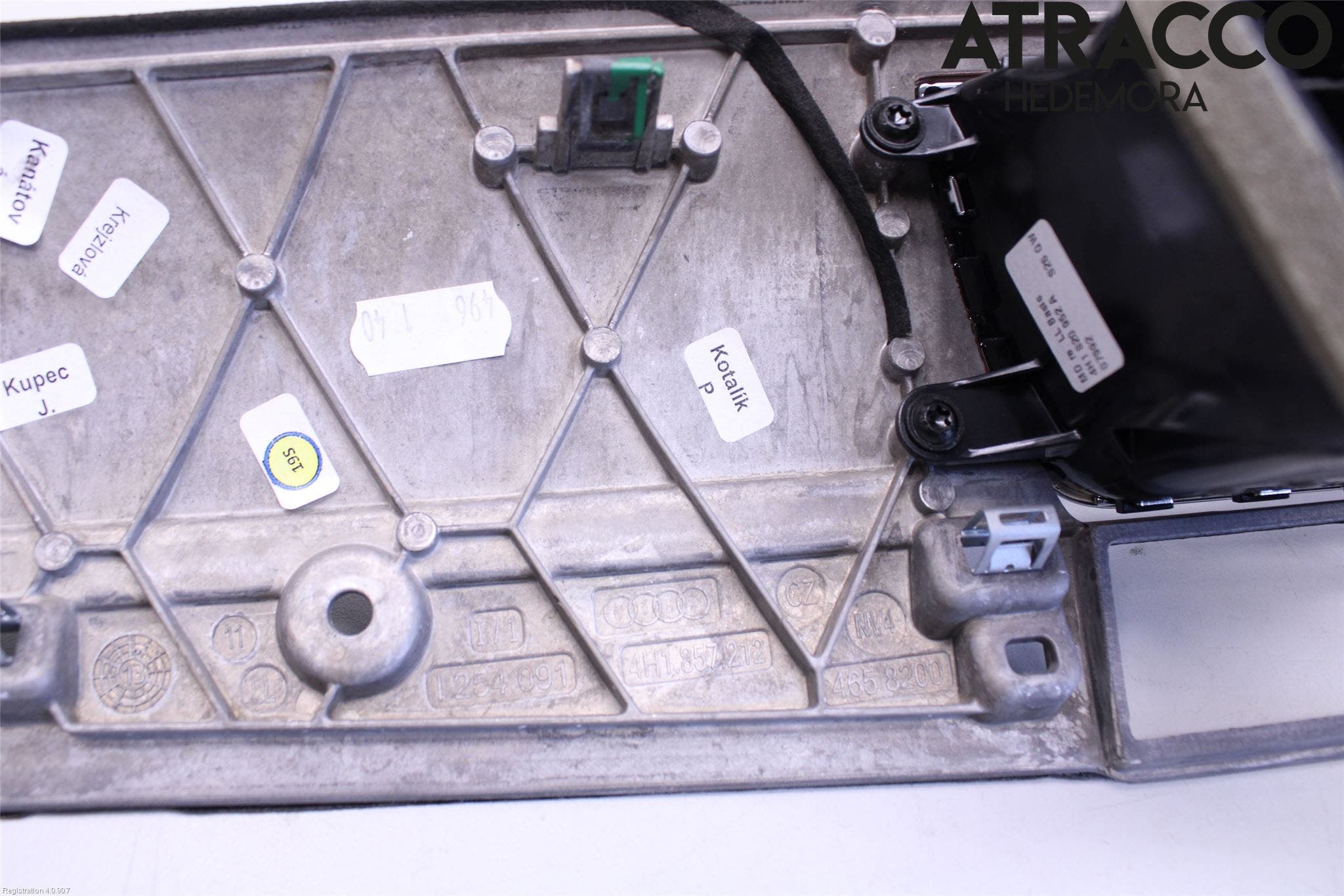 Audi A8/S8 4H 10-17 Instrumentbräda Inlägg-Dekorlist