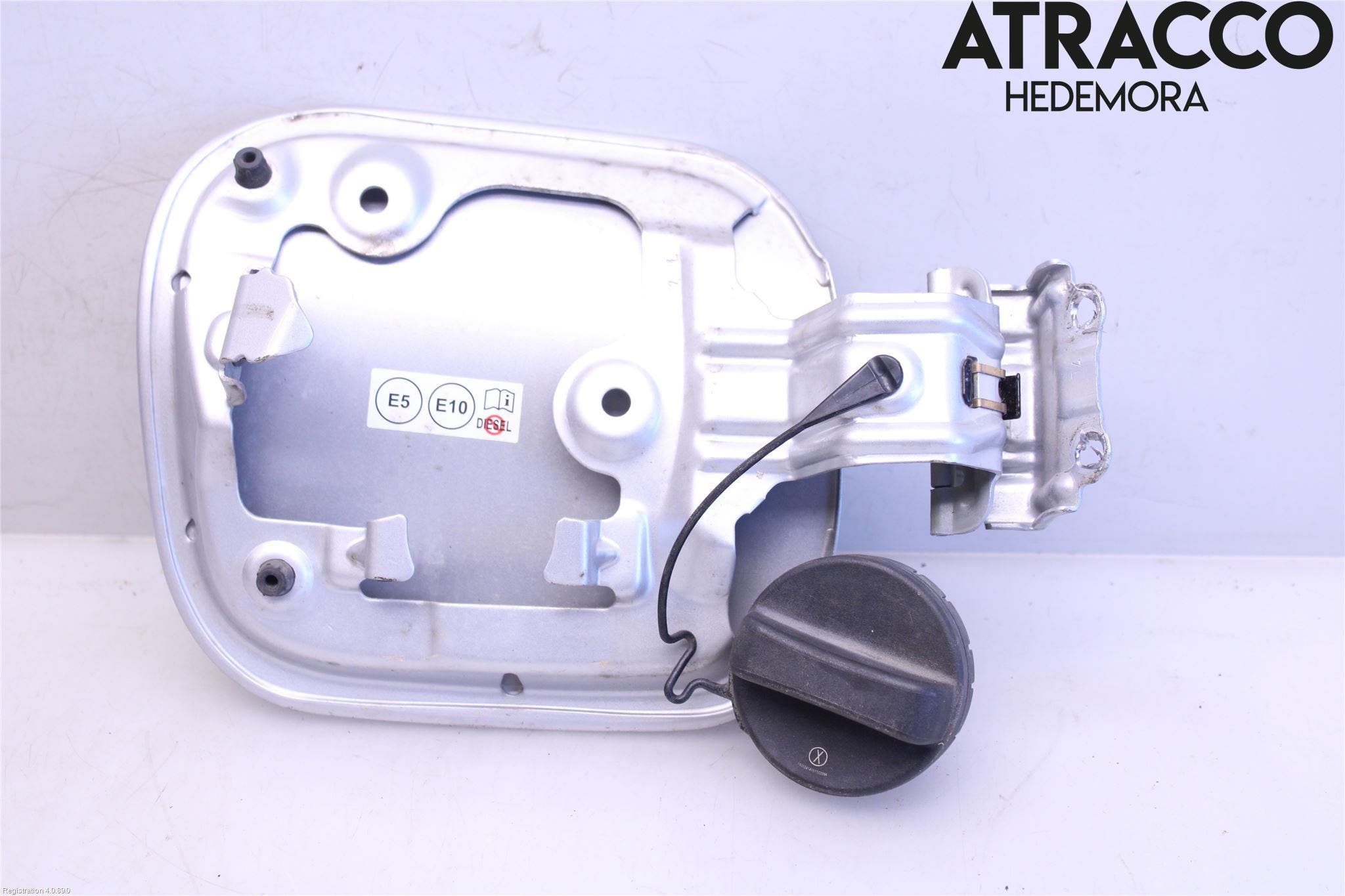 Toyota C-HR 16-23 Tanklucka