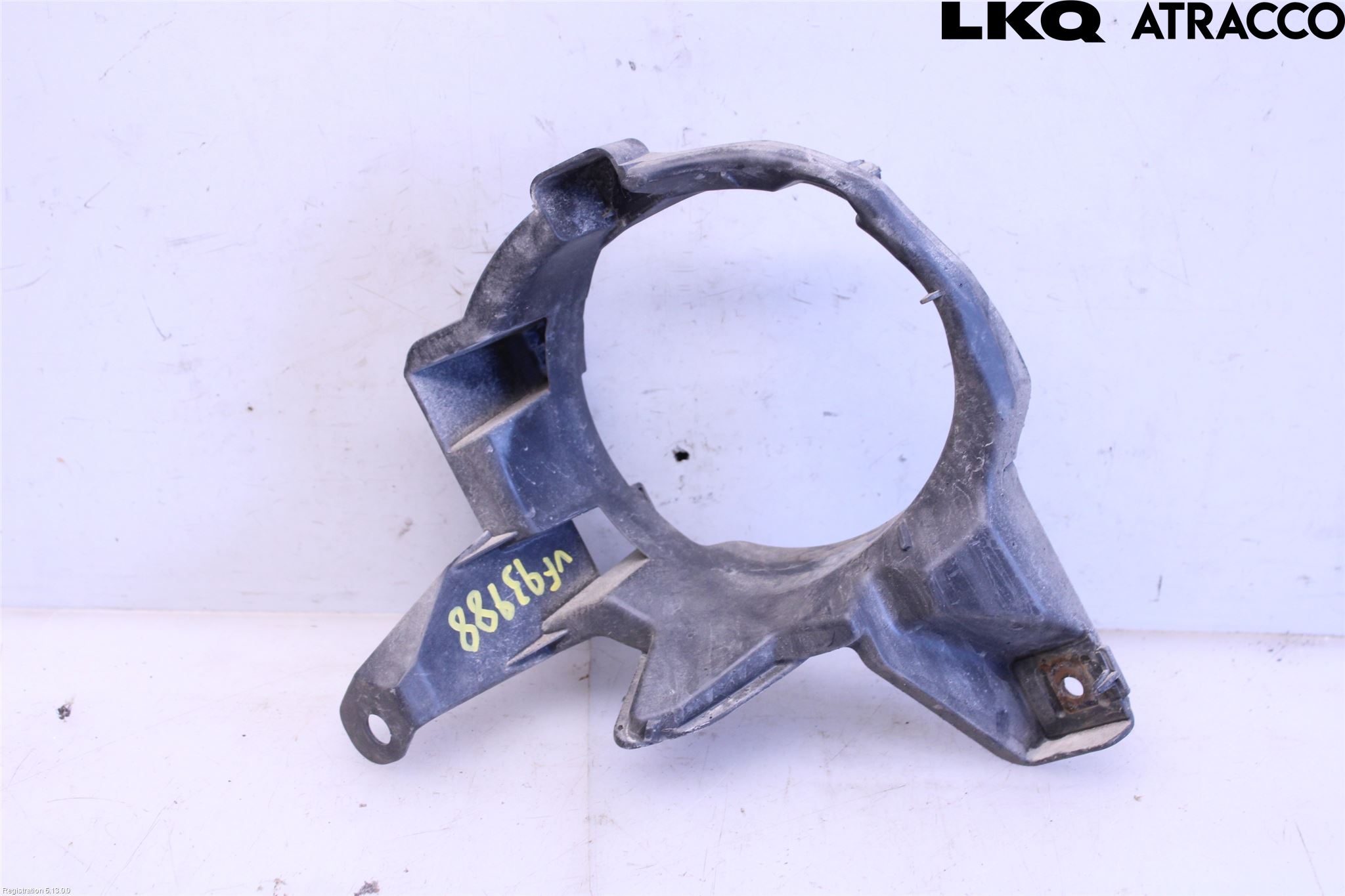 Toyota RAV4 13-18 Dimljussarg Fram