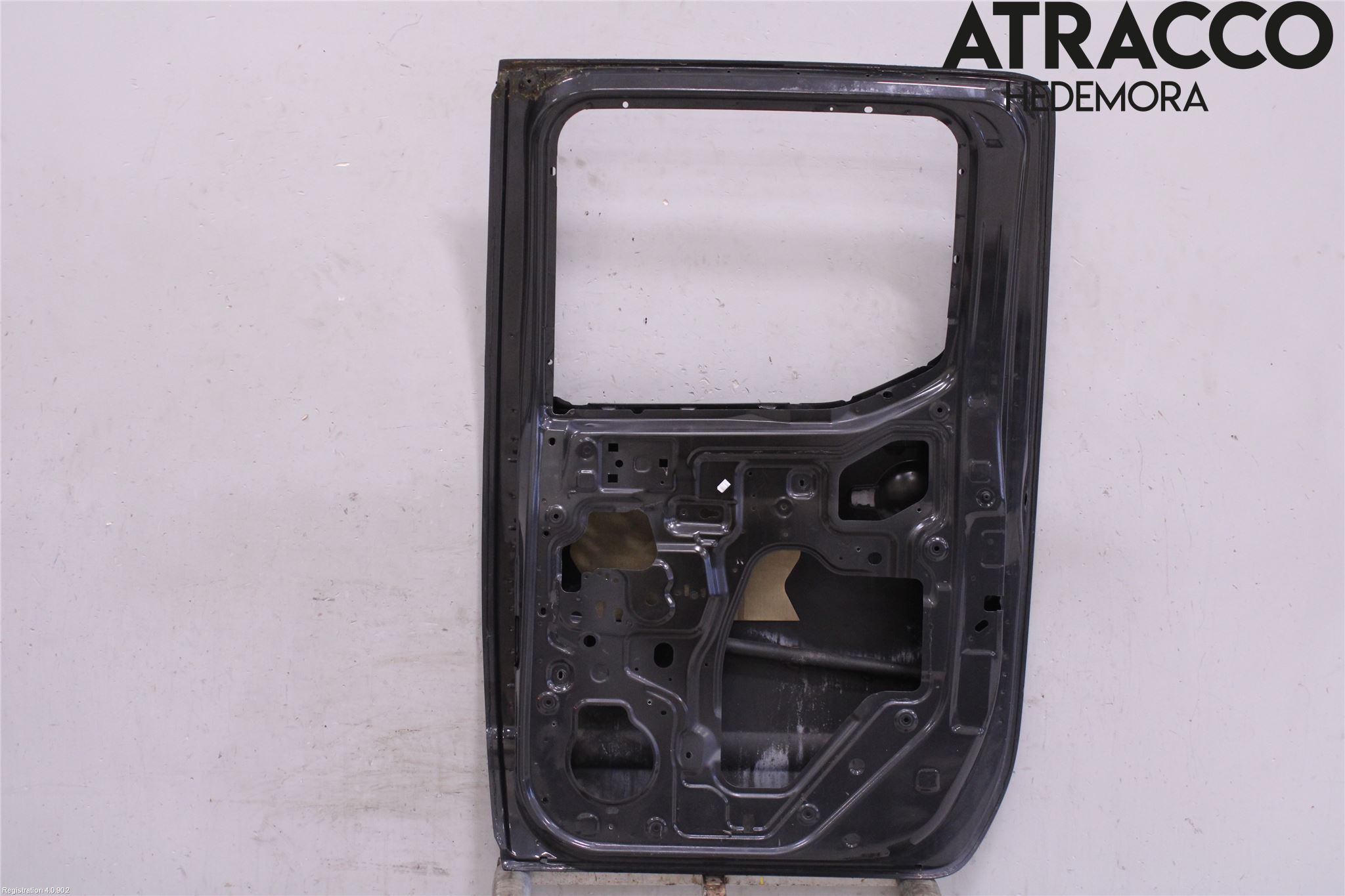 Nissan NAVARA 05-16 Dörr Bak Höger