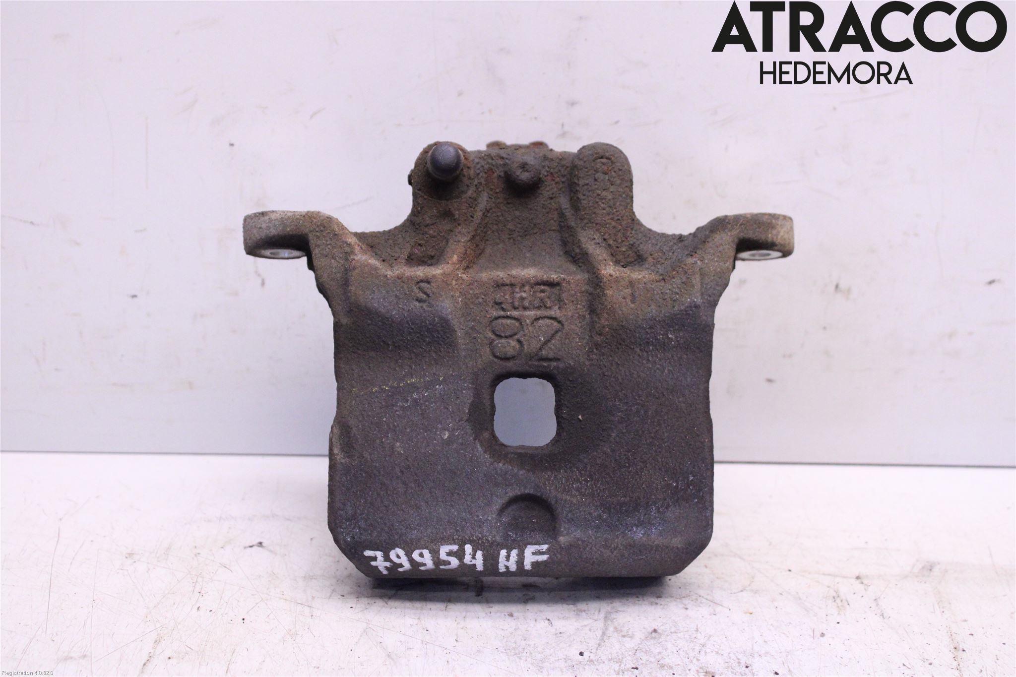 Nissan PULSAR Bromsok Fram Höger