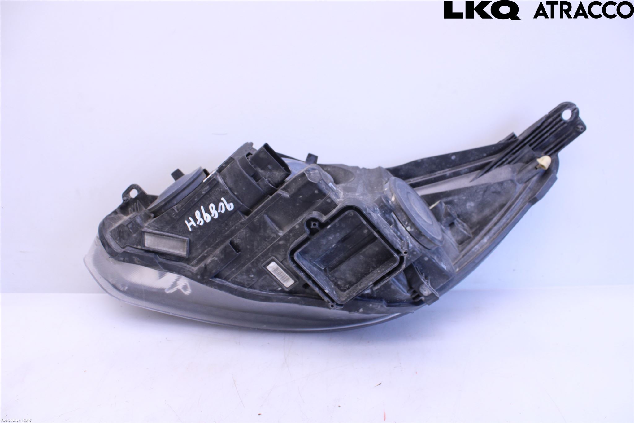 Ford FOCUS 15-18 Strålkastare Höger