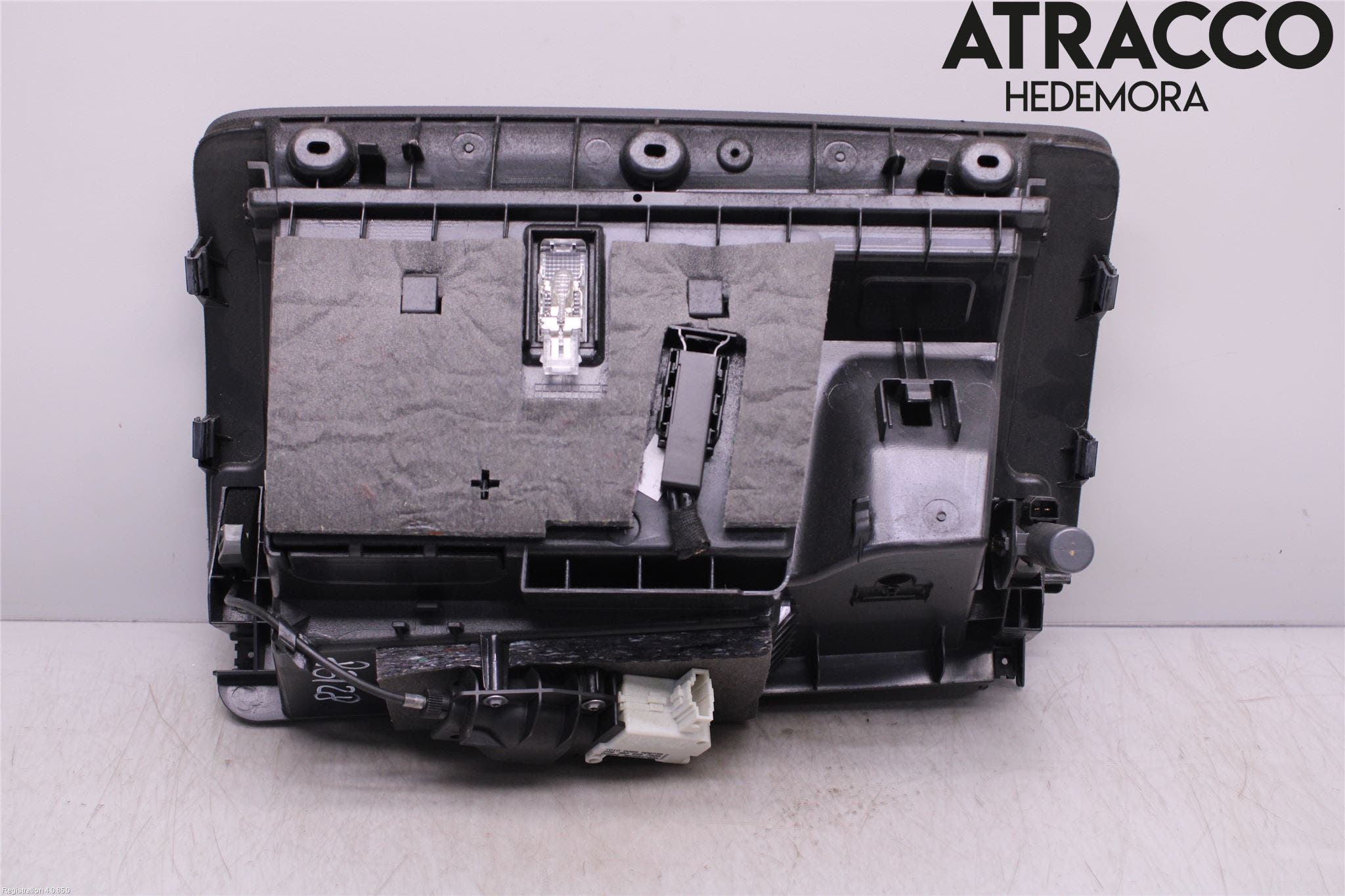 Audi Q7/SQ7 Handskfack