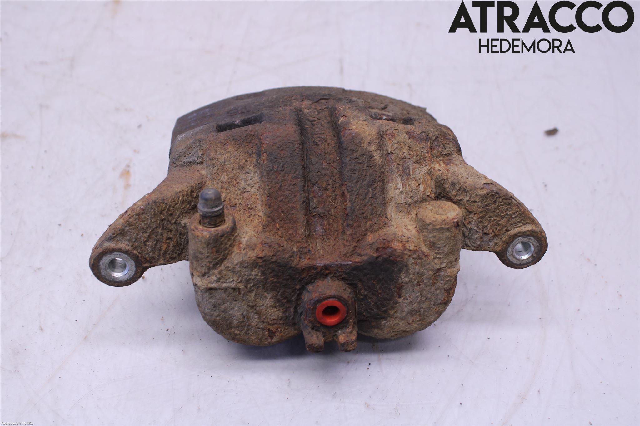 Nissan NAVARA 05-16 Bromsok Fram Höger