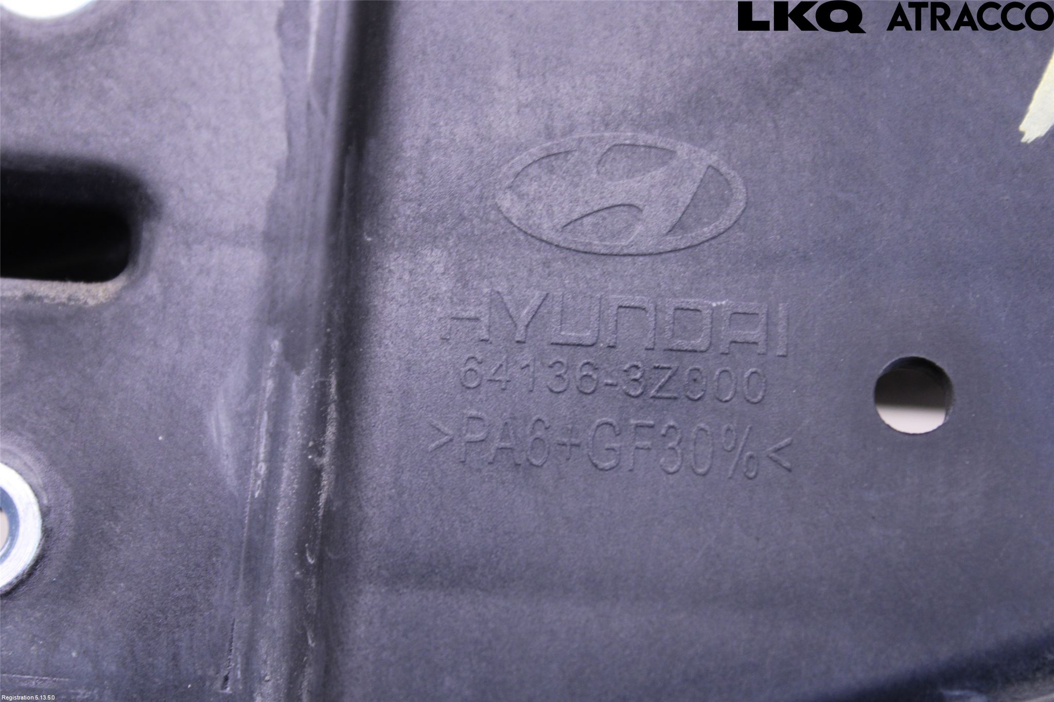 Hyundai i40 08-15 Strålkast Fästsarg