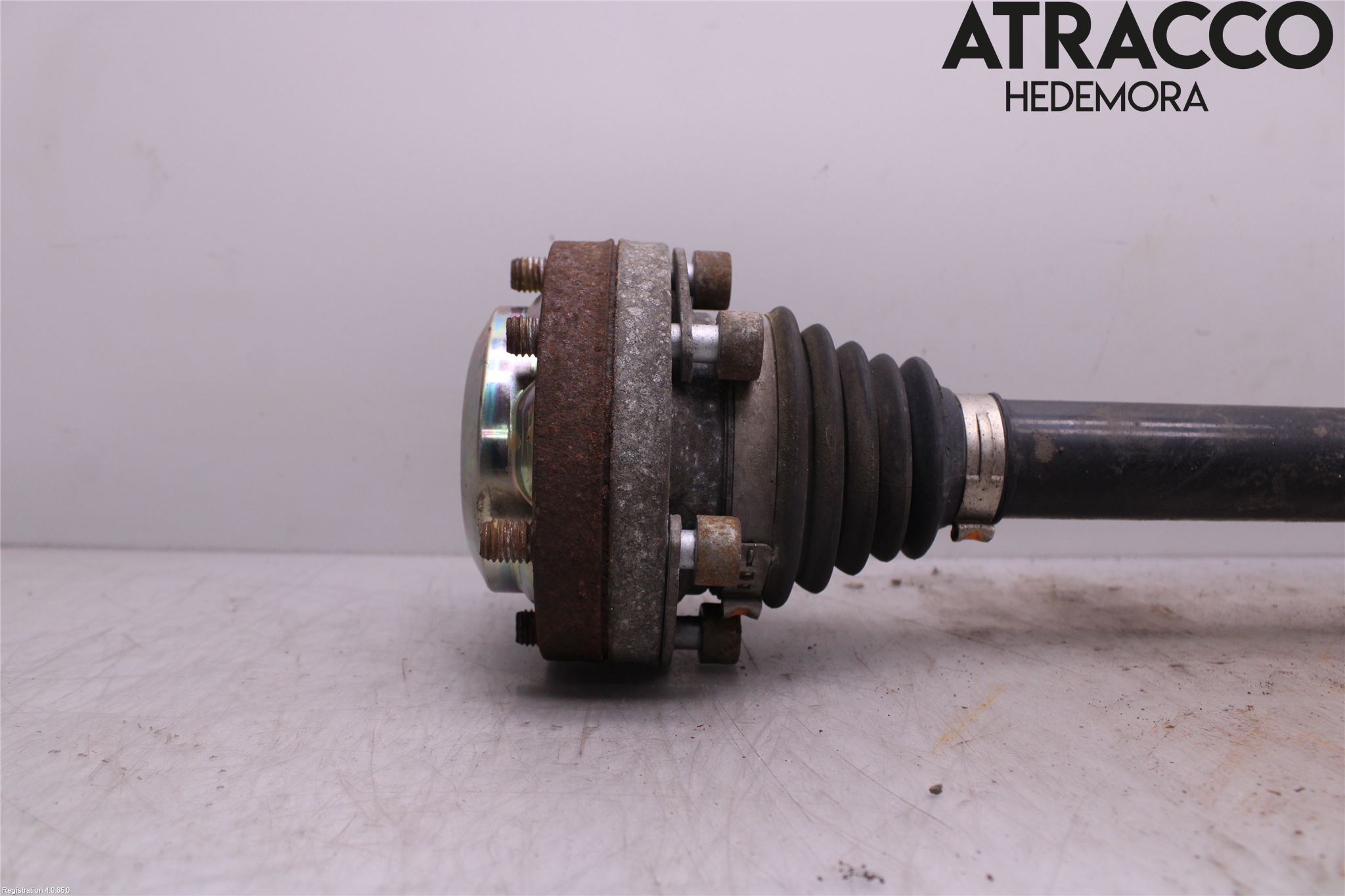 Audi A4 12-15 Drivaxel Bak Vänster