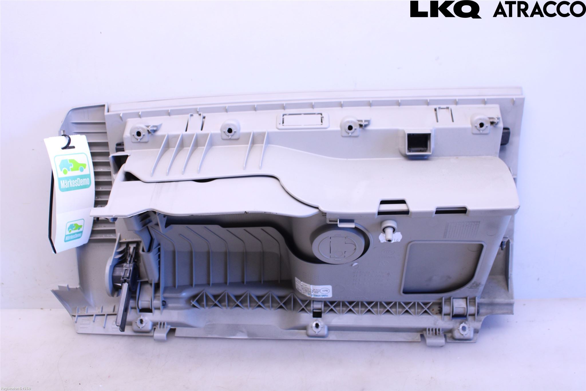 Volkswagen VW TRANSP/CARAVELLE (T6) 16-22 Handskfack