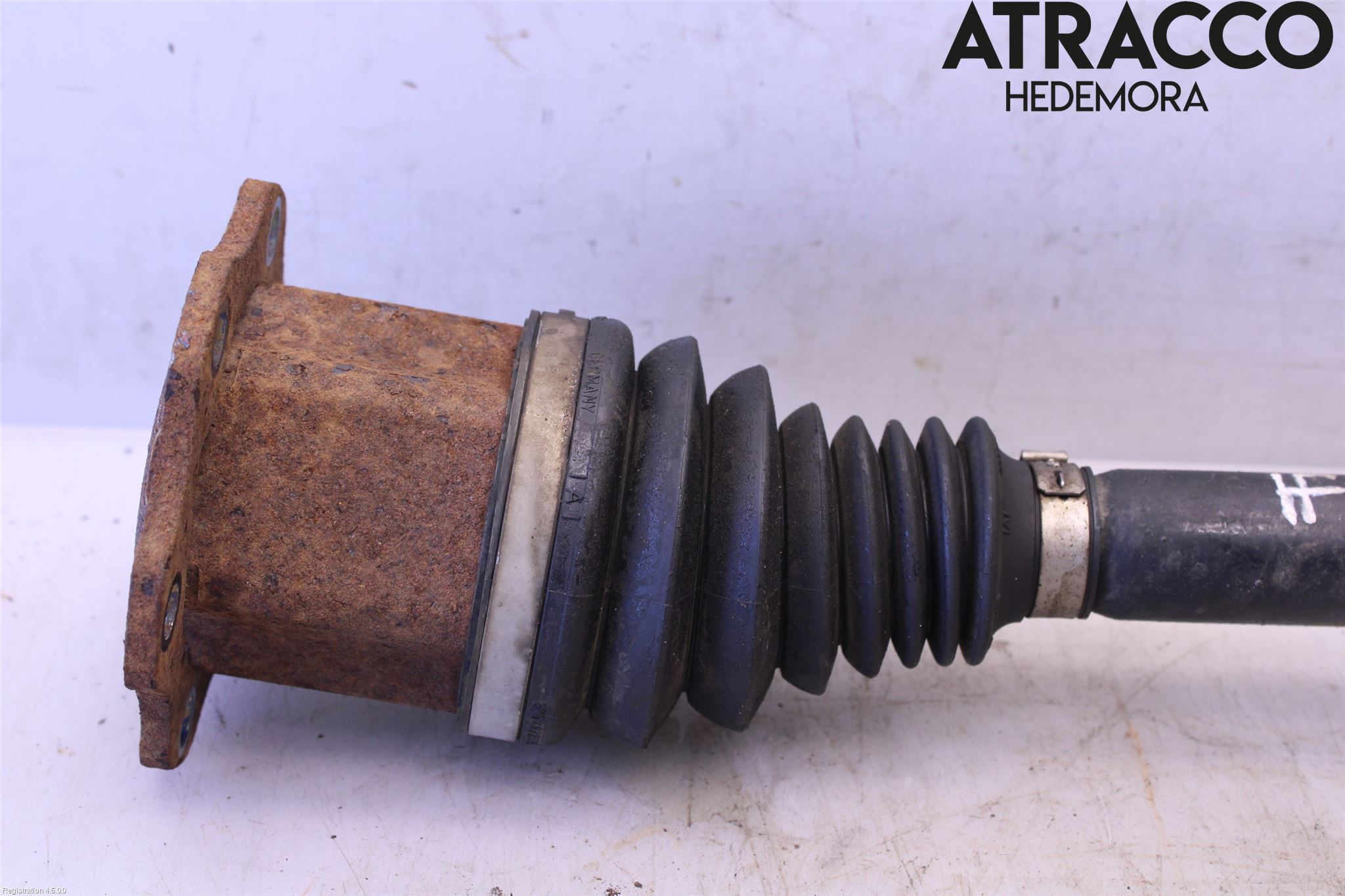 Audi A4/S4 08-11 Drivaxel Fram Höger