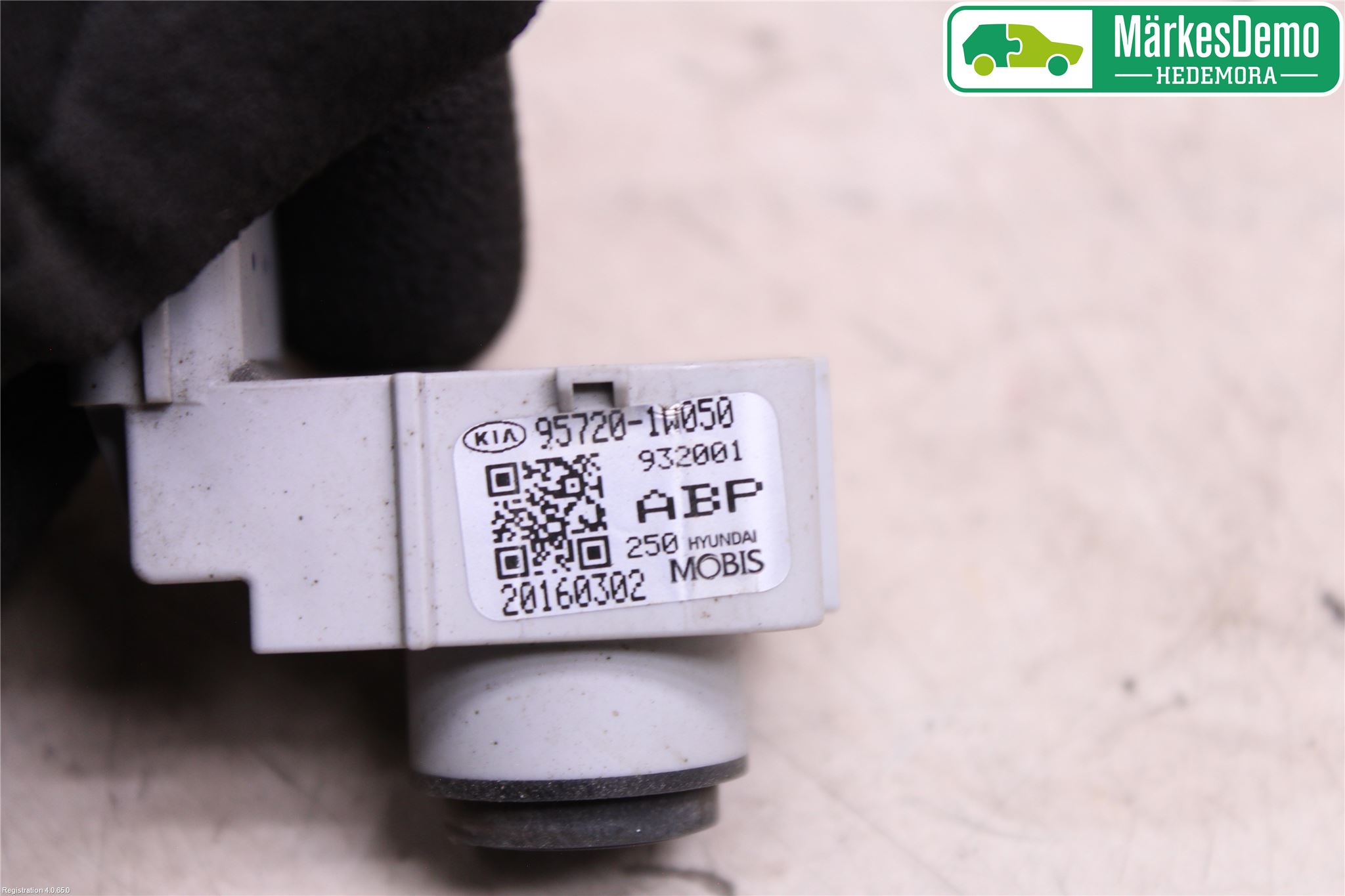 Kia RIO 12-16 Parkeringshjälp Backsensor