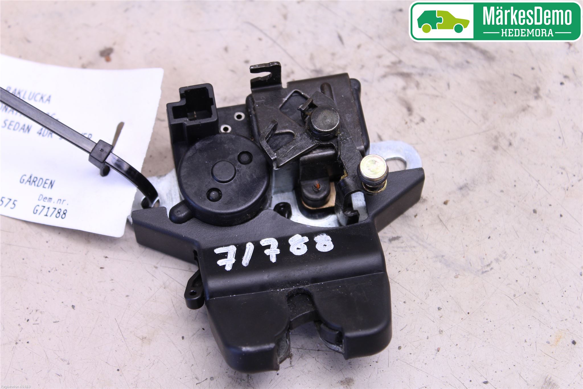 Hyundai SONATA 06-10 Låskista Baklucka