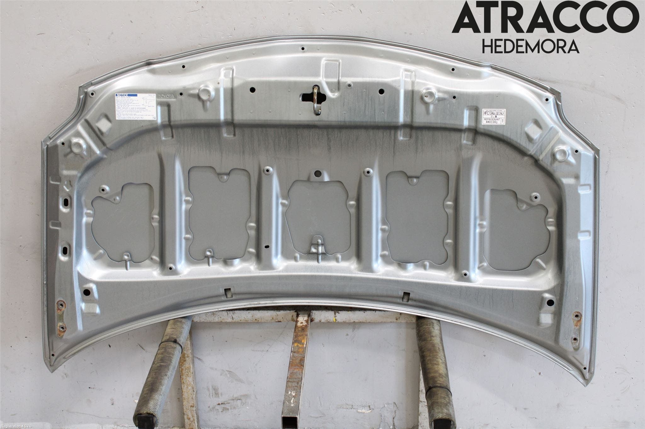 Toyota AURIS 07-09 Huv Fram