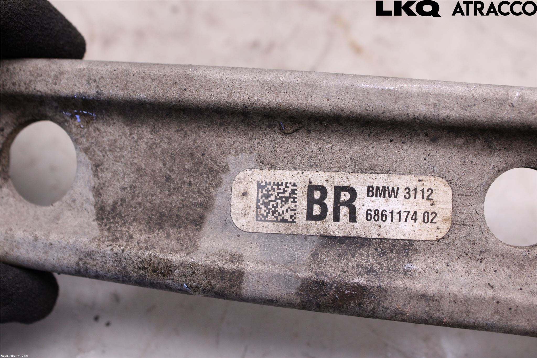 BMW 5 G30/G31/F90 17-23 Bärarm Fram Undre Hö