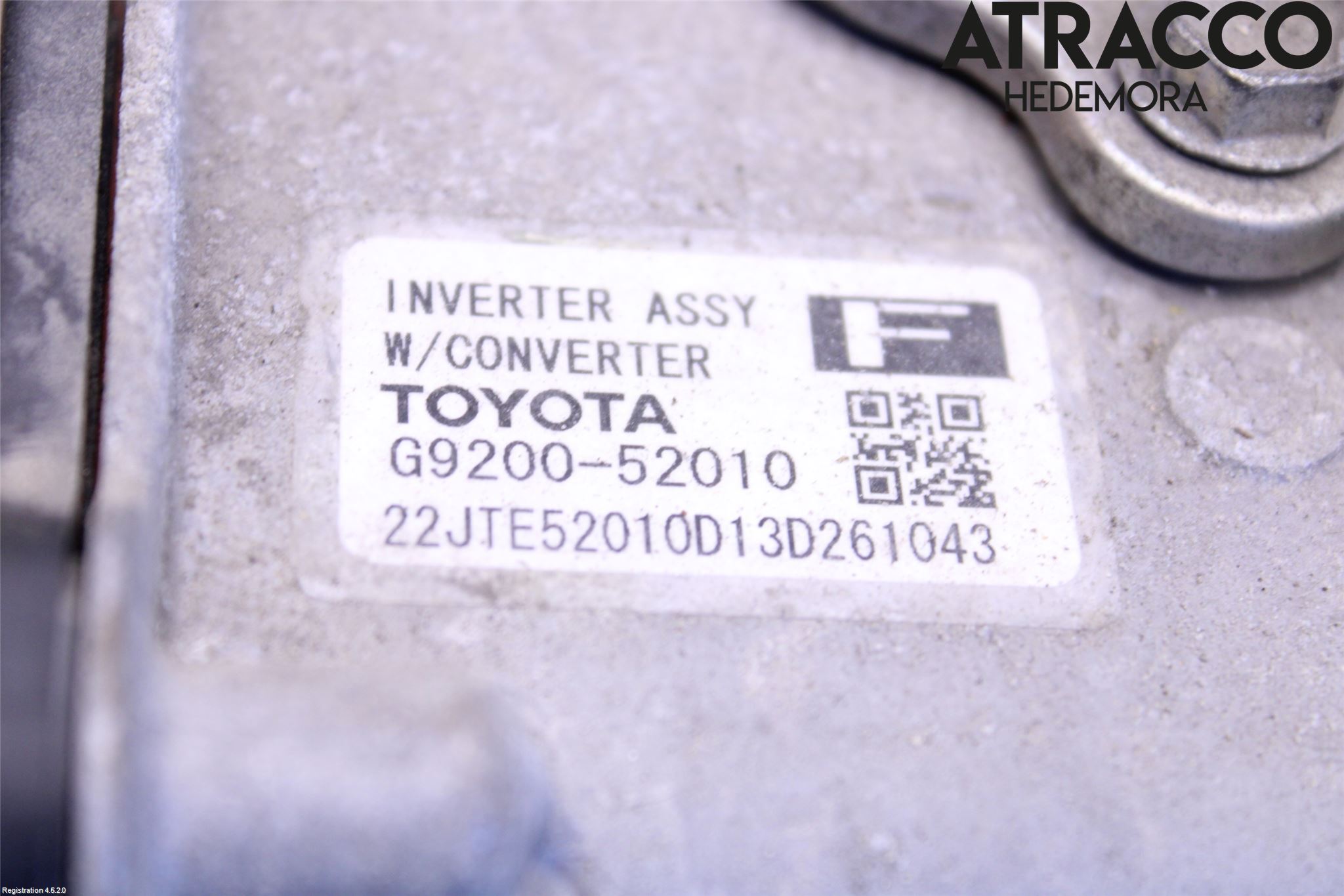 Toyota YARIS XP130 12-14 Hybridconverter