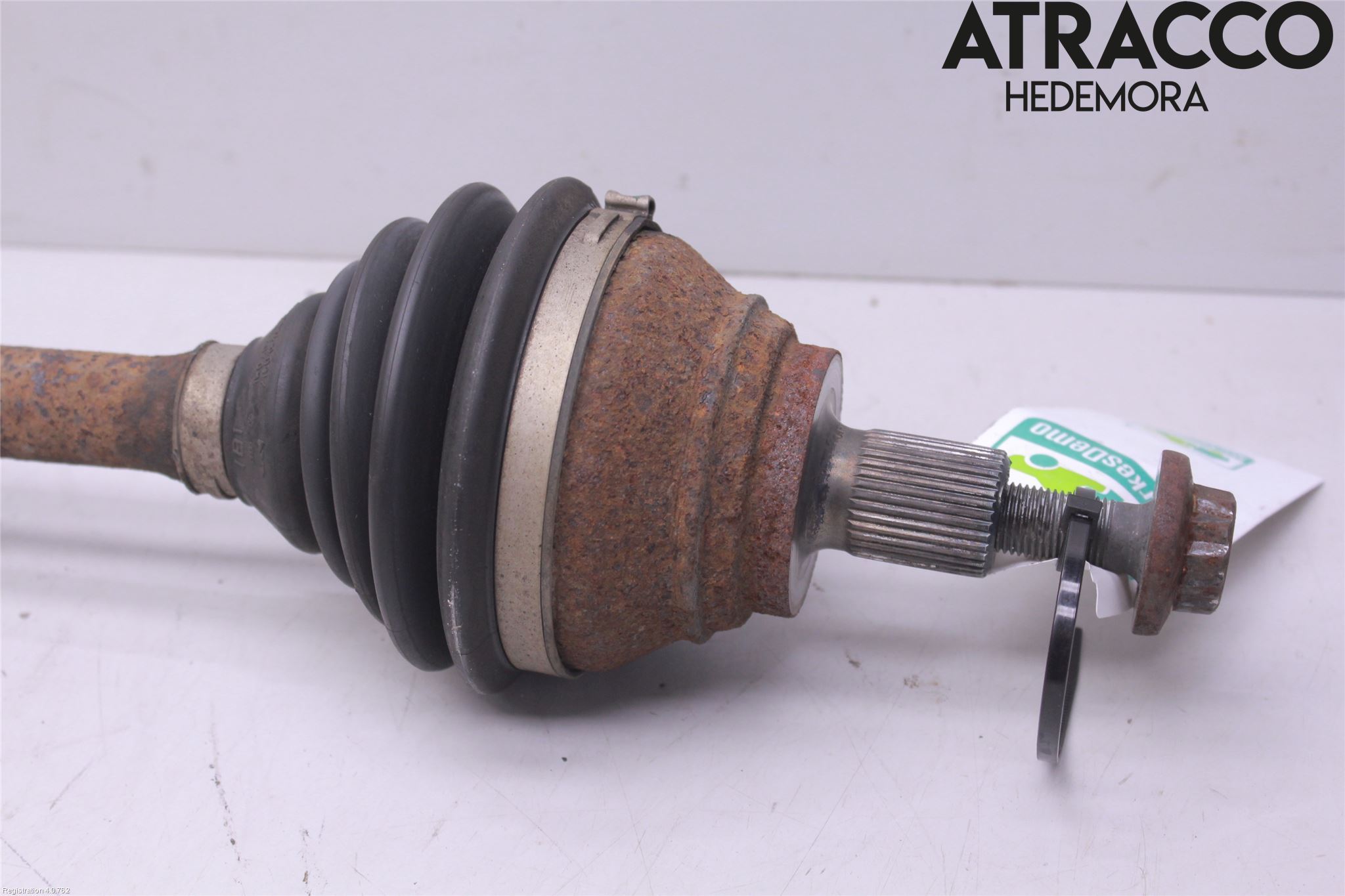 Volkswagen VW TIGUAN 07-16 Drivaxel Fram Vänster