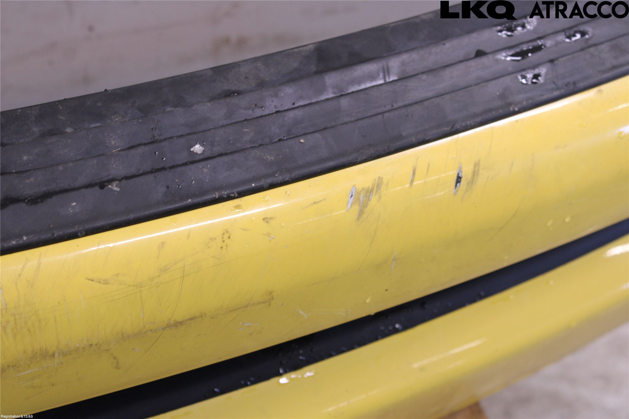 Dodge PICK UP RAM 81- Stötfångarbeklädnad Fram