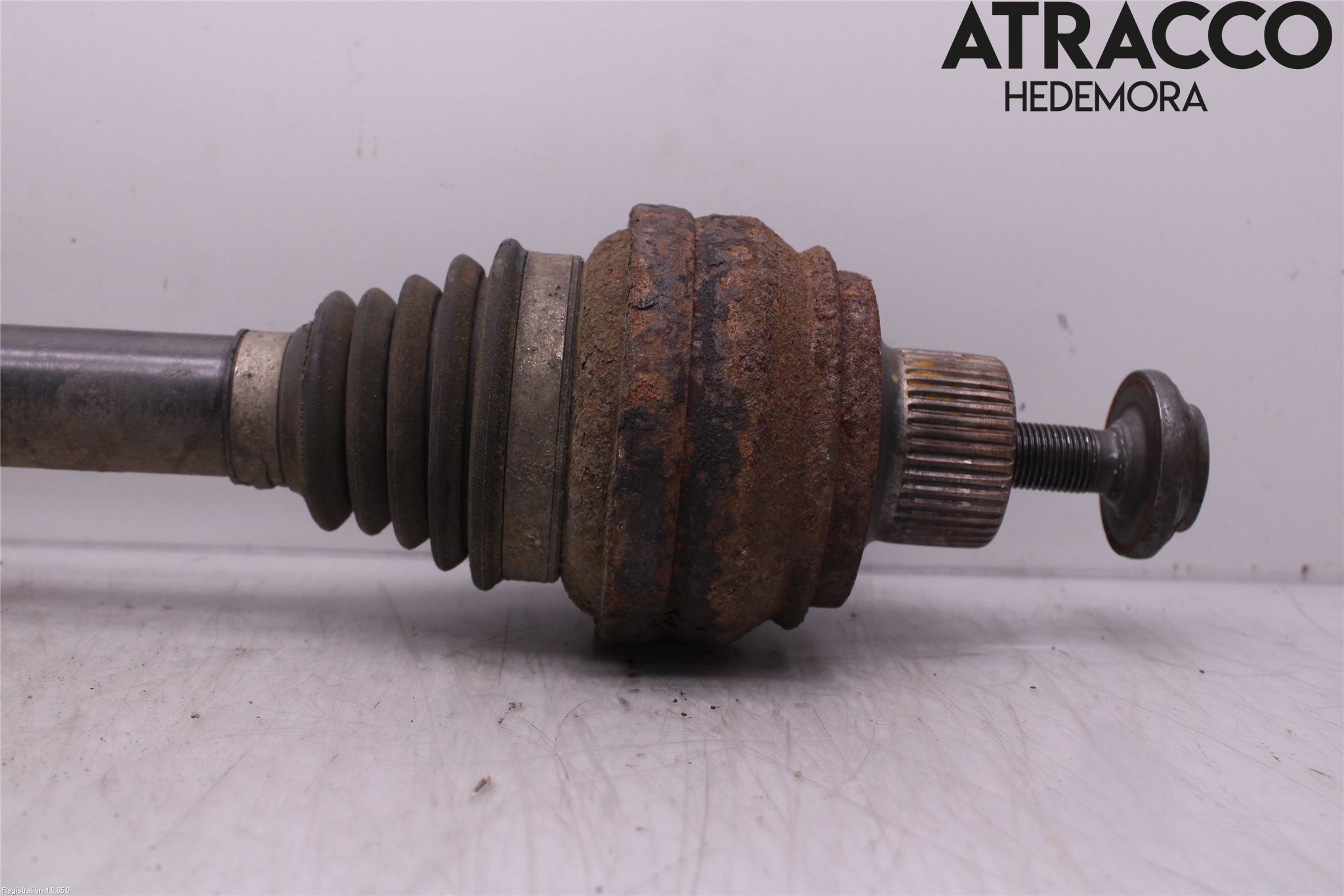 Audi A4 12-15 Drivaxel Bak Höger