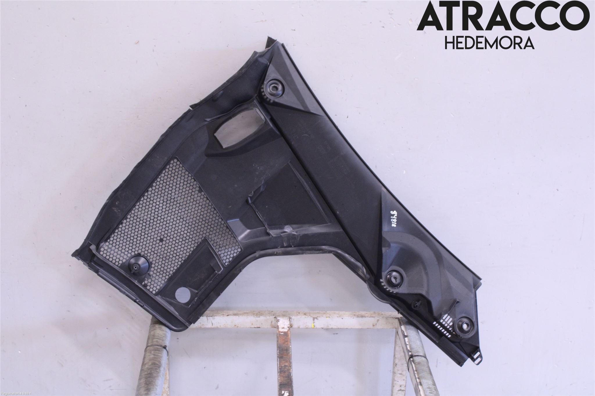 Mercedes-Benz MB C-KLASS (W205) 14-21 Torpedplåt-Torpedplast