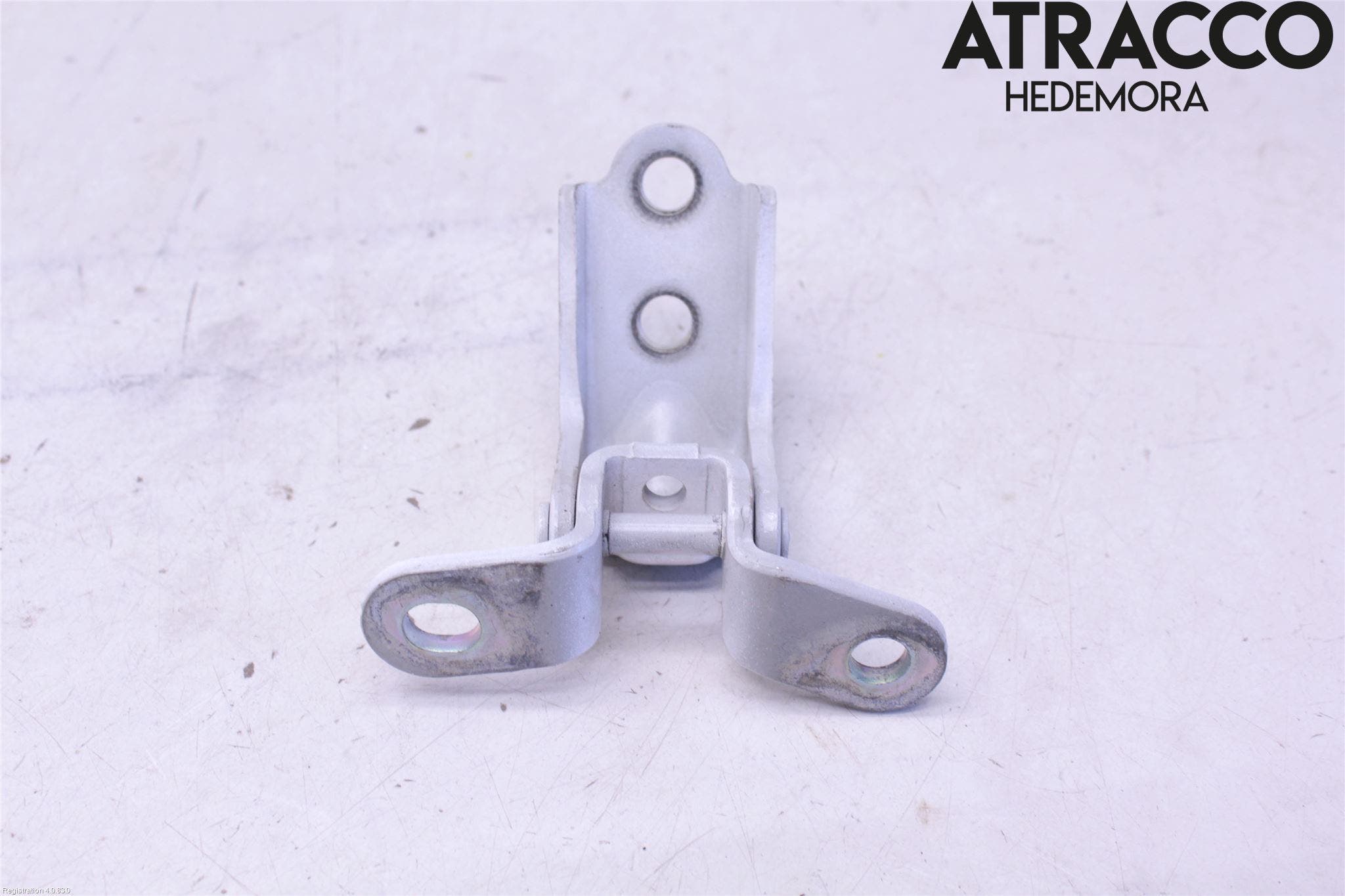 Hyundai i40 16-18 Dörrgångjärn