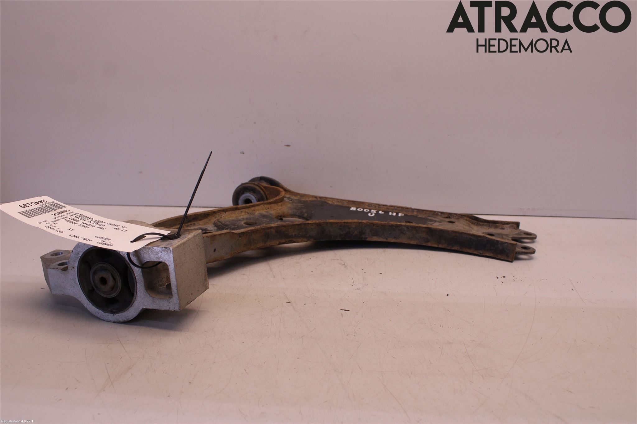 Skoda OCTAVIA (1Z) 05-13 Bärarm Fram Undre Hö