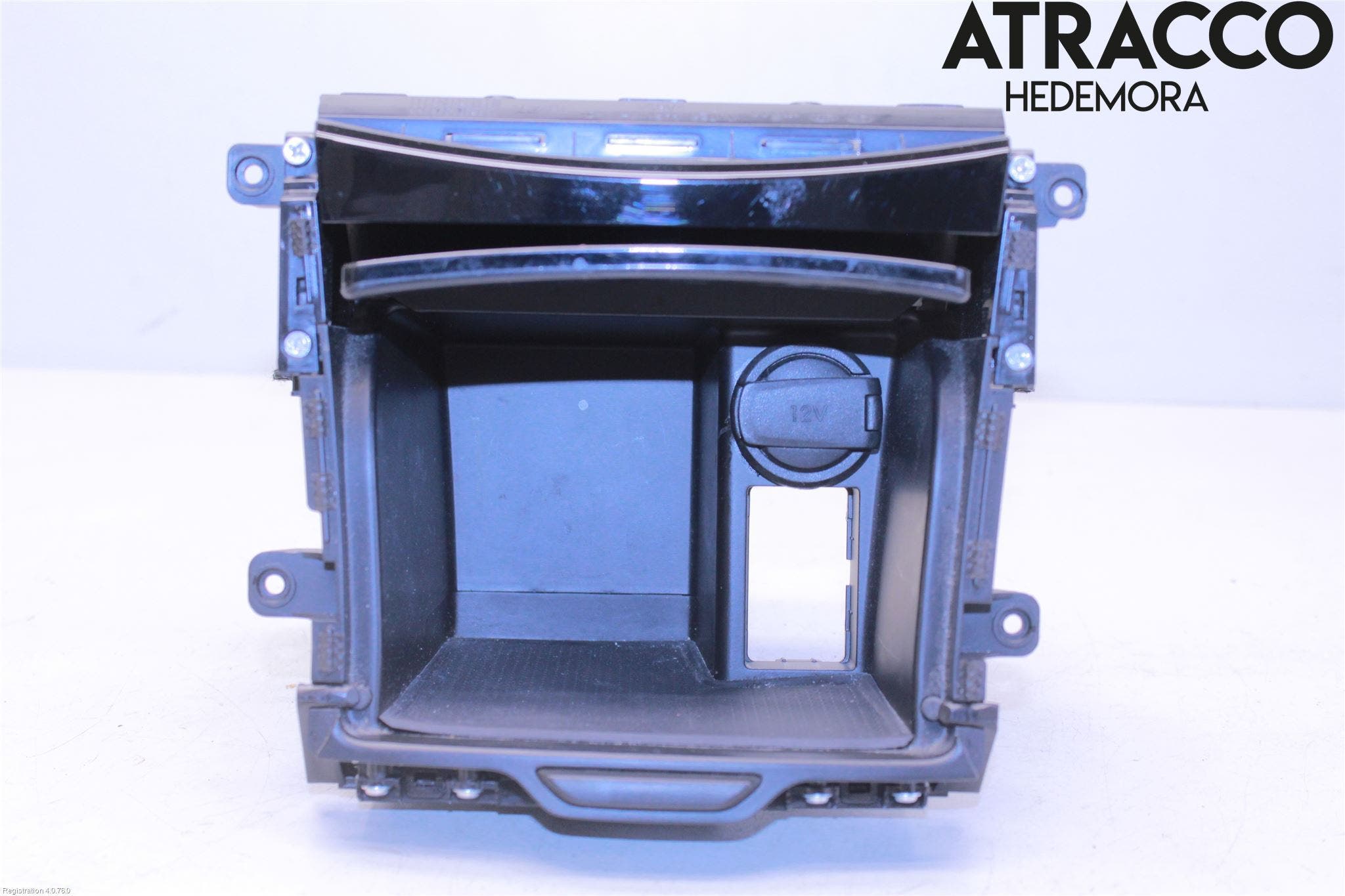 Hyundai i40 16-18 Instrumentbräda Förvaringsfack