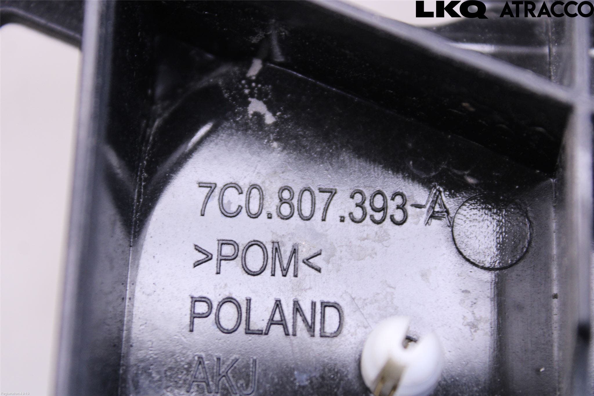 Volkswagen VW CRAFTER II / E-CRAFTER 17- Stötfångarfäste Bak Vä