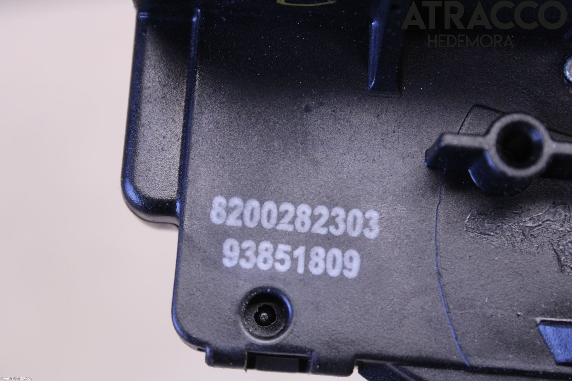 Opel VIVARO 01-14 Låskista Baklucka