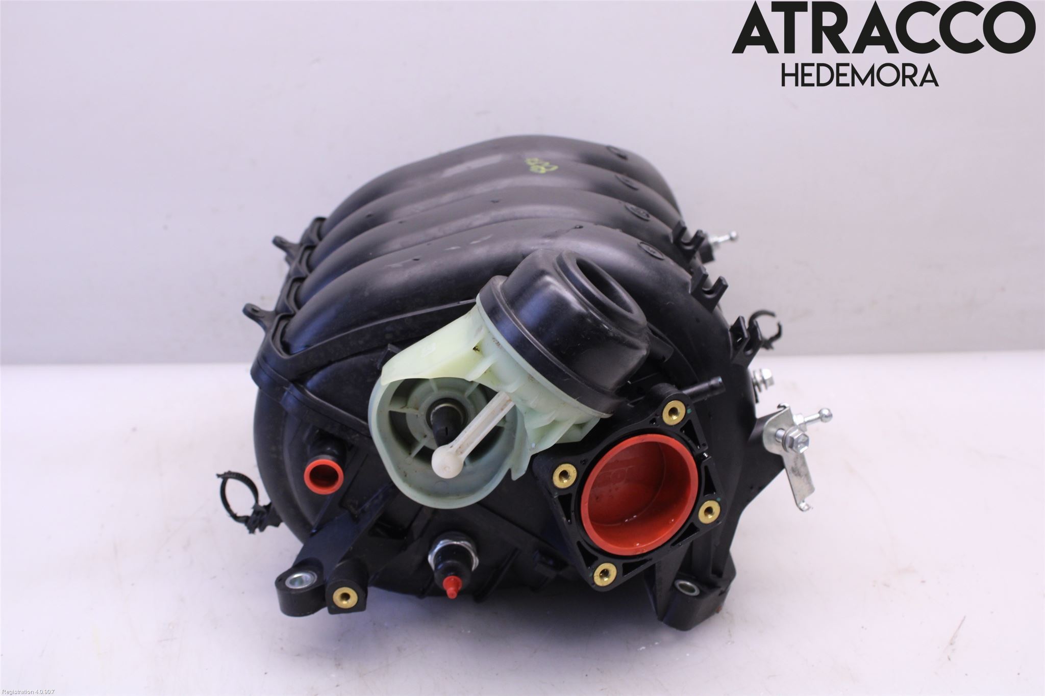 Toyota AVENSIS 16-18 Grenrör Insug