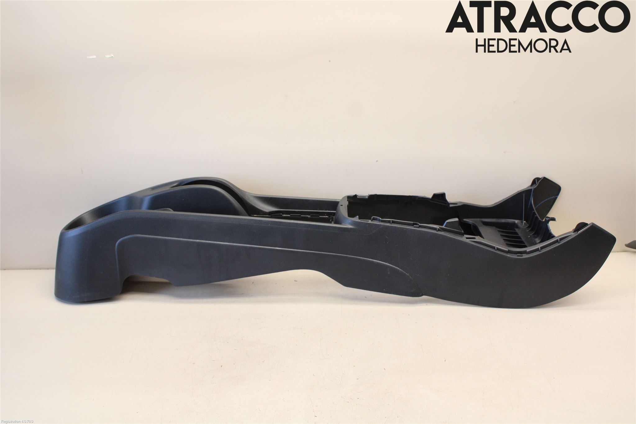 Toyota YARIS XP130 15-20 Instrumentkonsoll Mitt