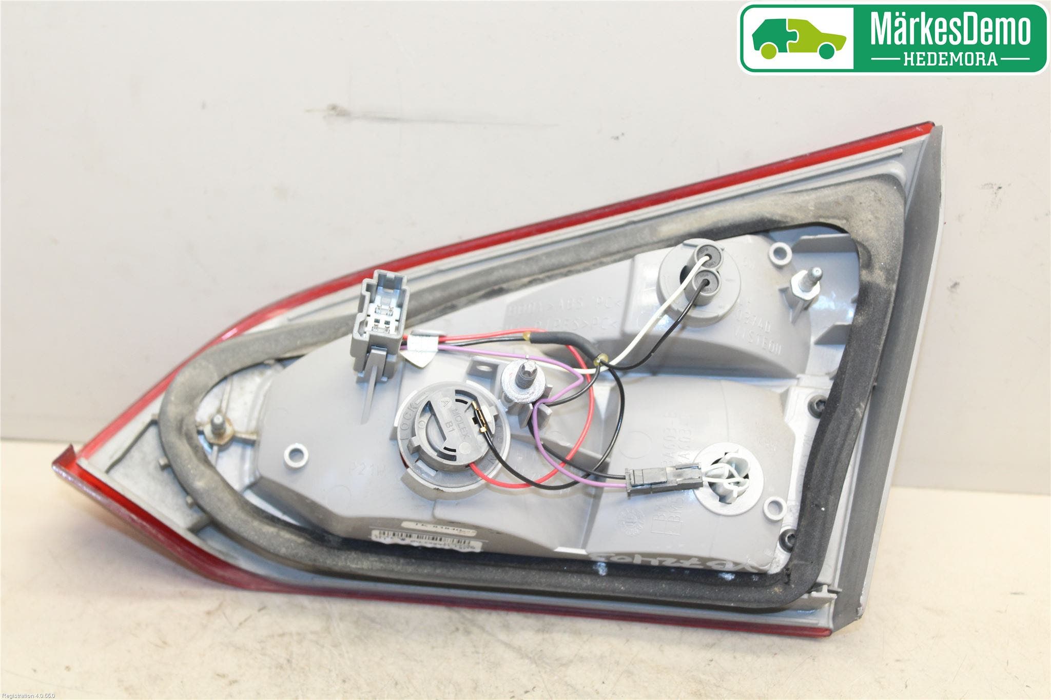 Ford FOCUS 11-14 Bakljus Lucka Vä