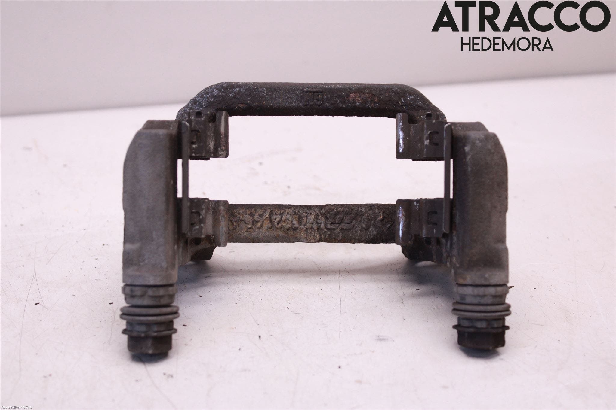 Opel ASTRA K 16-22 Bromsokshållare