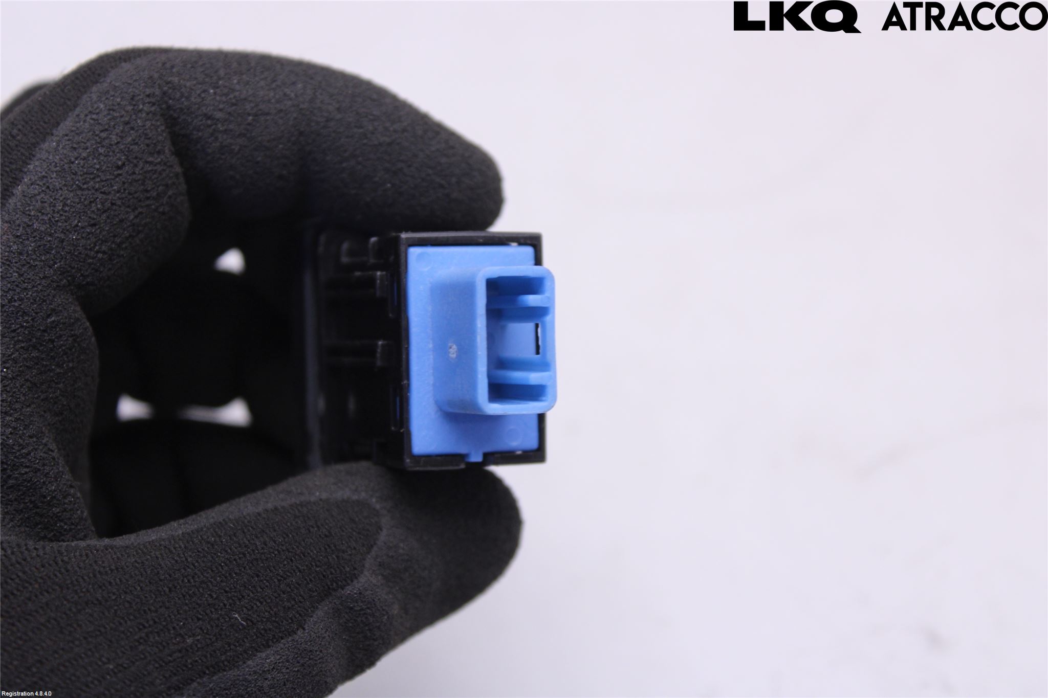 Mitsubishi OUTLANDER 13-21 Strömställare Antisladd