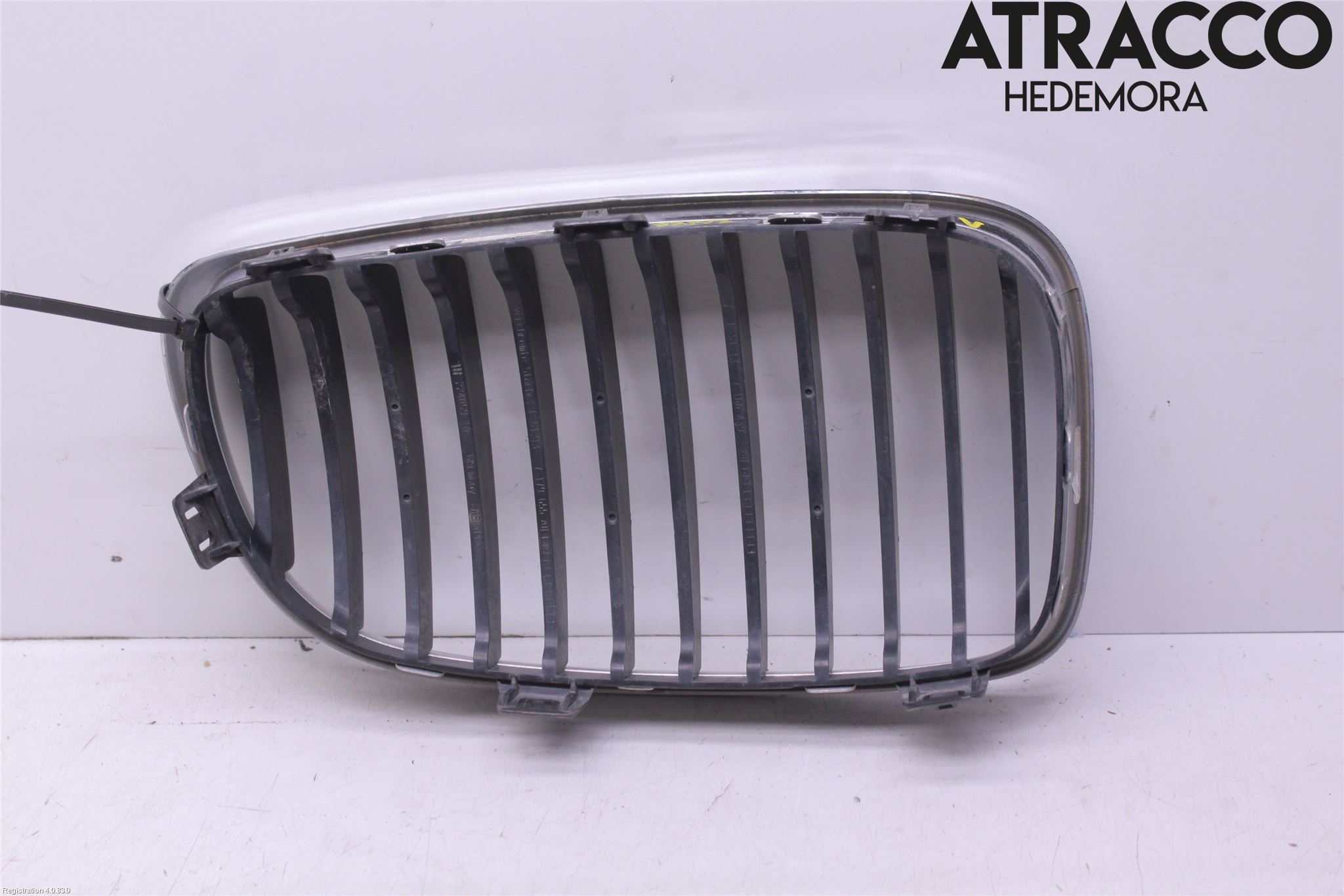 BMW 1 E87/81 5D/3D 03-11 Grilldel Vänster