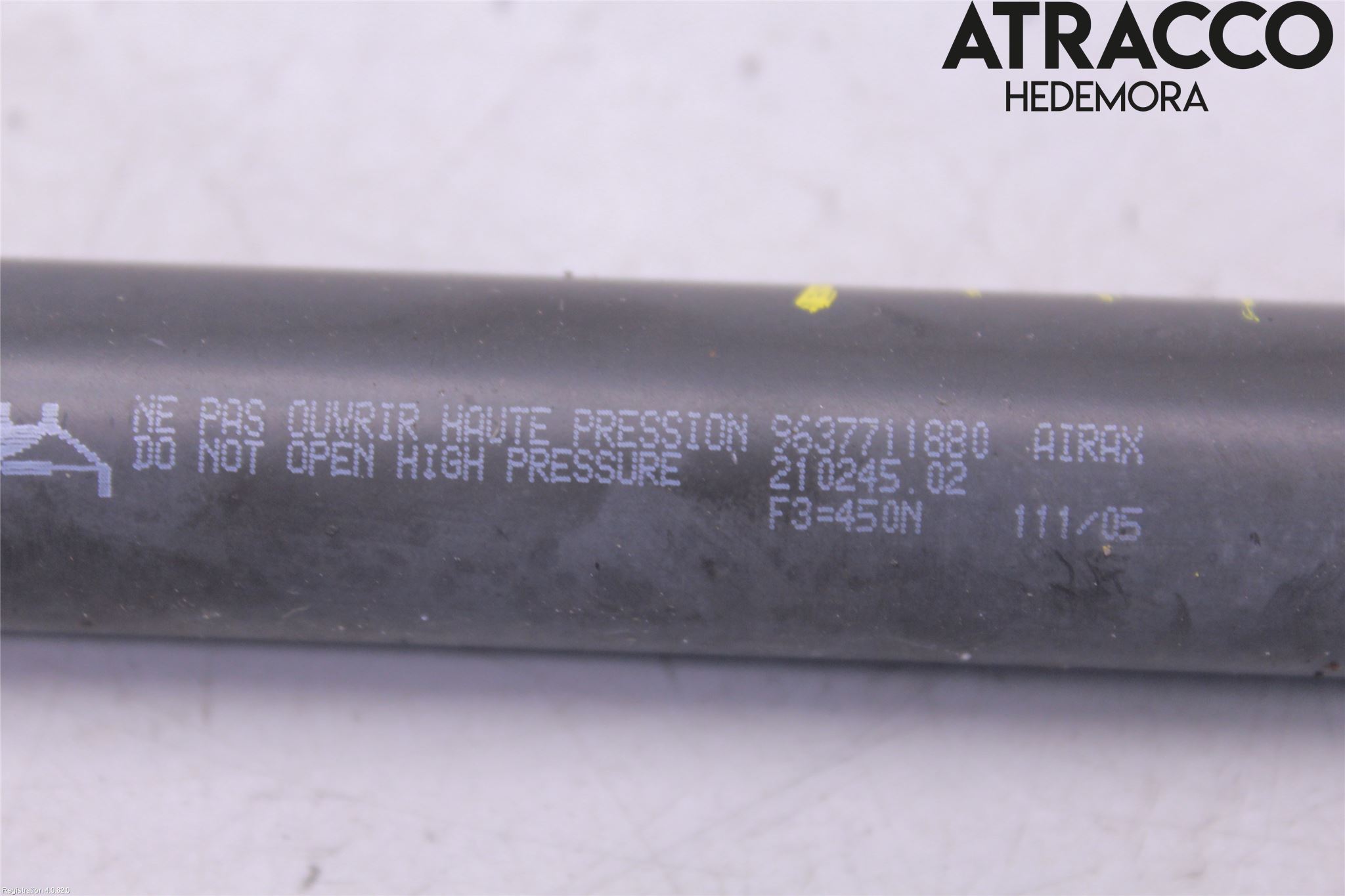 Peugeot 307     01-05 Gasfjäder Baklucka