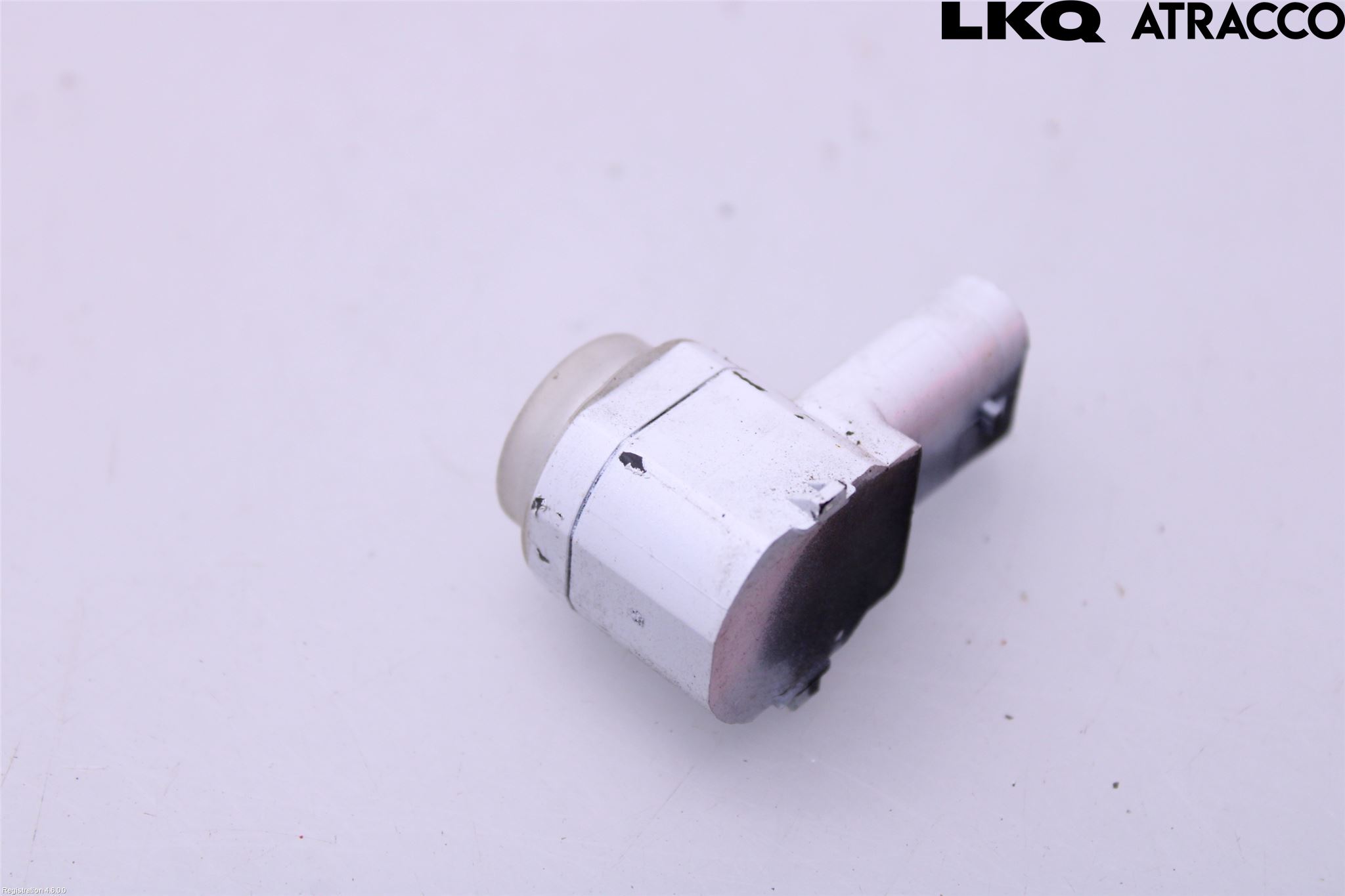 Jaguar XE (X760) 15-24 Parkeringshjälp Frontsensor