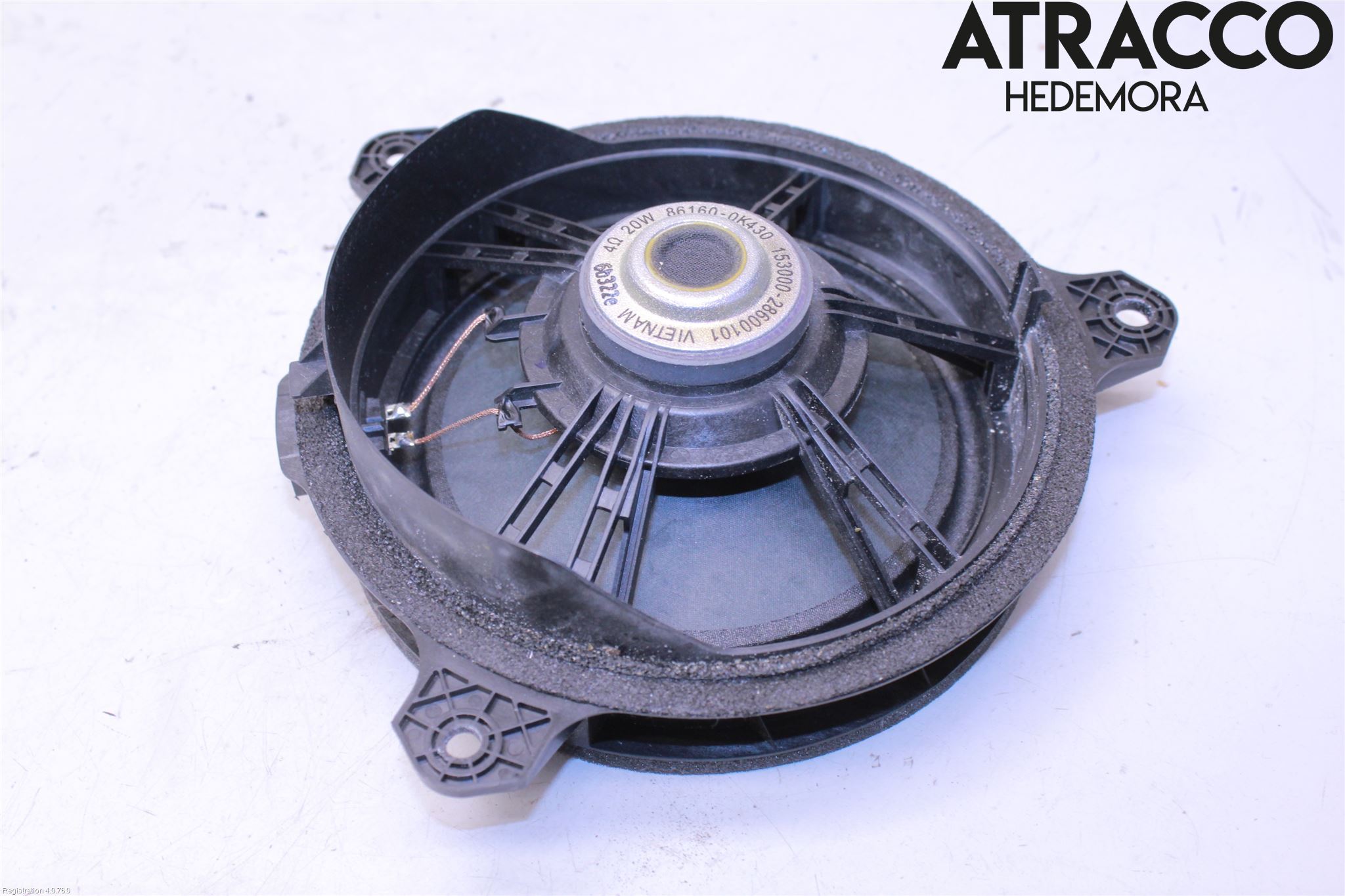 Toyota HILUX 16- Högtalare