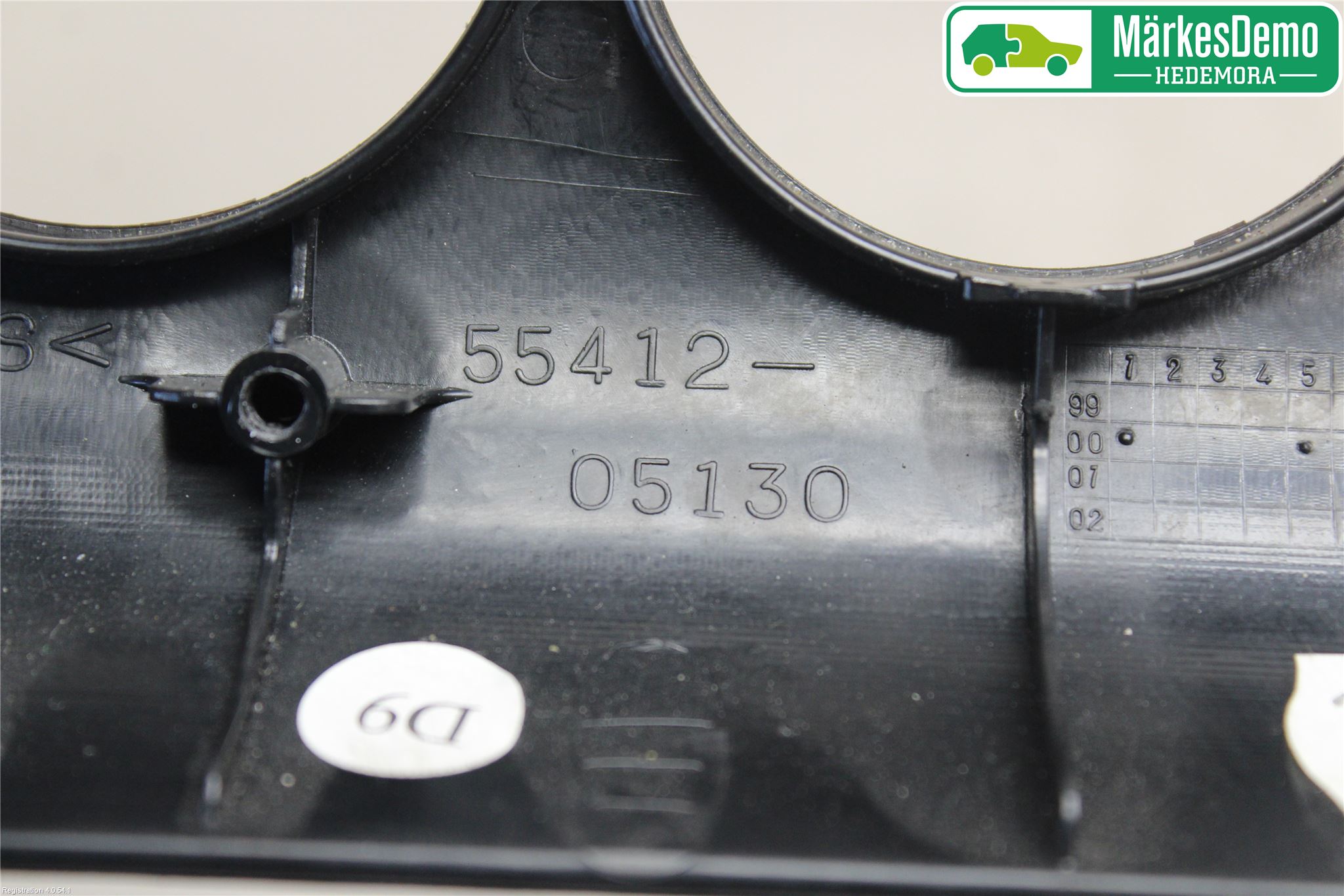 Toyota AVENSIS 98-02 Instrument-Radio Sarg